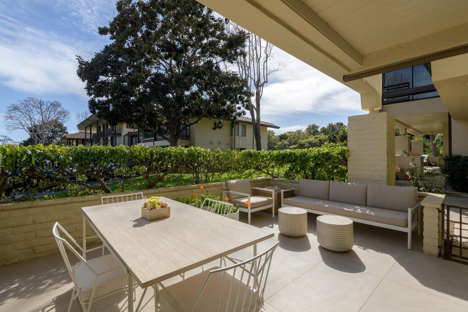 Santa Barbara, California 93108, United States, 1 Bedroom Bedrooms, ,1 BathroomBathrooms,Residential,Coming Soon,198692