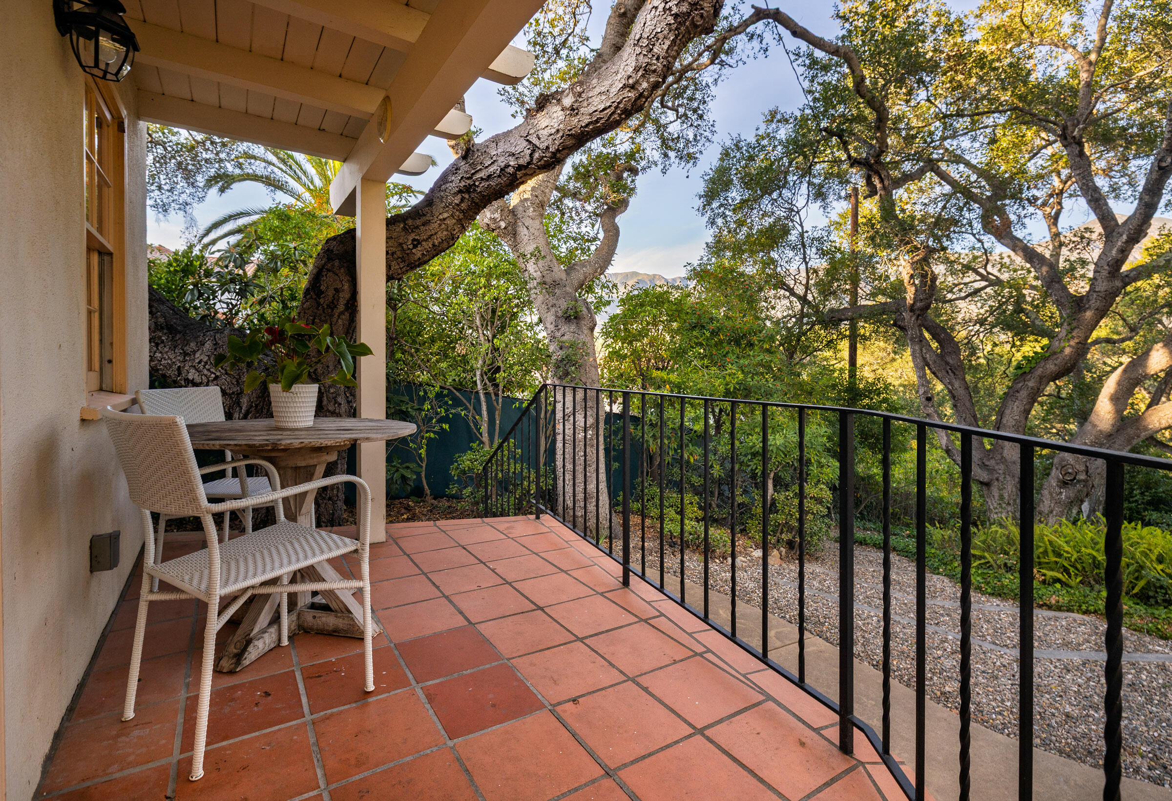 Montecito, California 93108, United States, 3 Bedrooms Bedrooms, ,4 BathroomsBathrooms,Residential,Active,254447