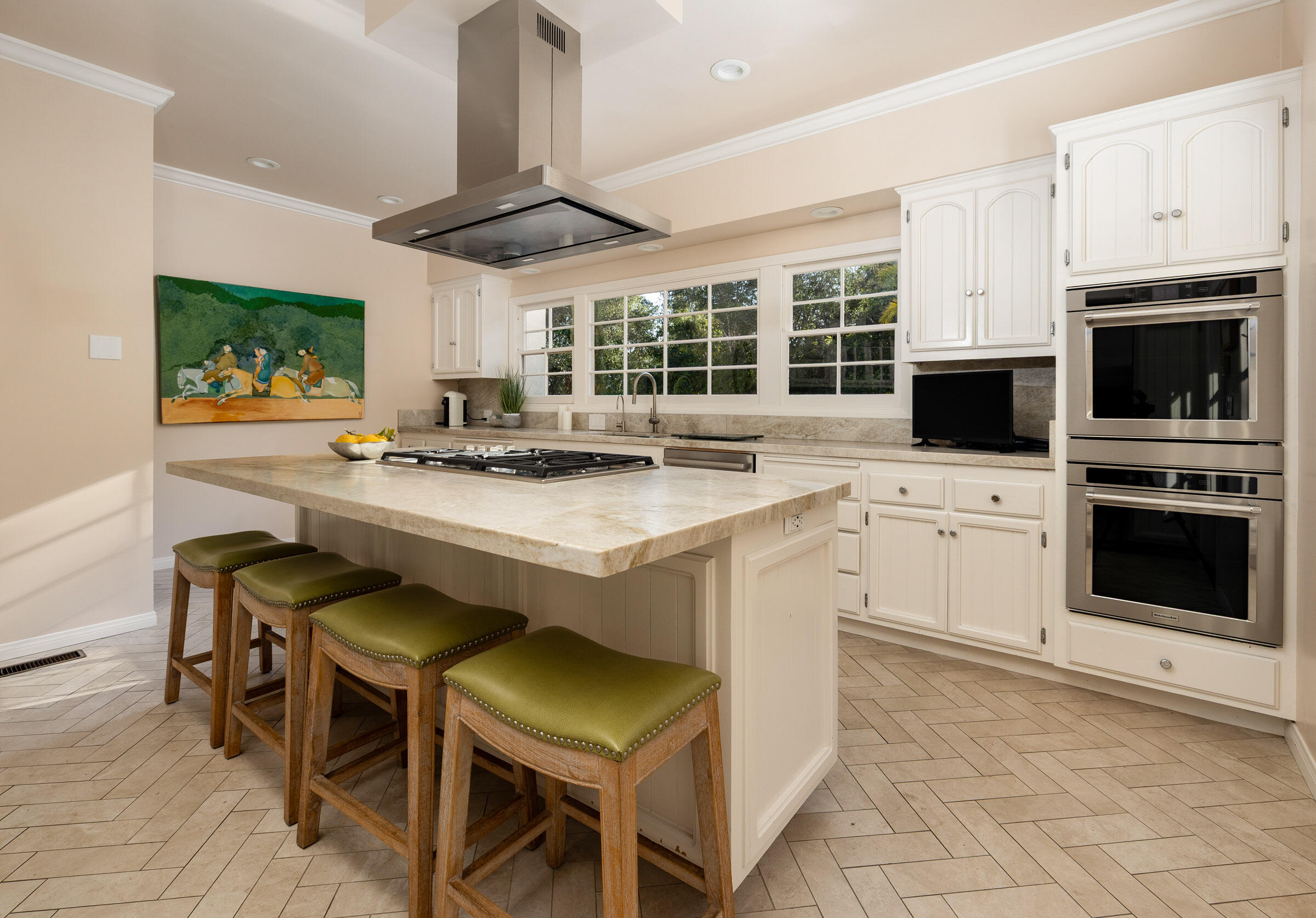 Montecito, California 93108, United States, 3 Bedrooms Bedrooms, ,4 BathroomsBathrooms,Residential,Active,254447