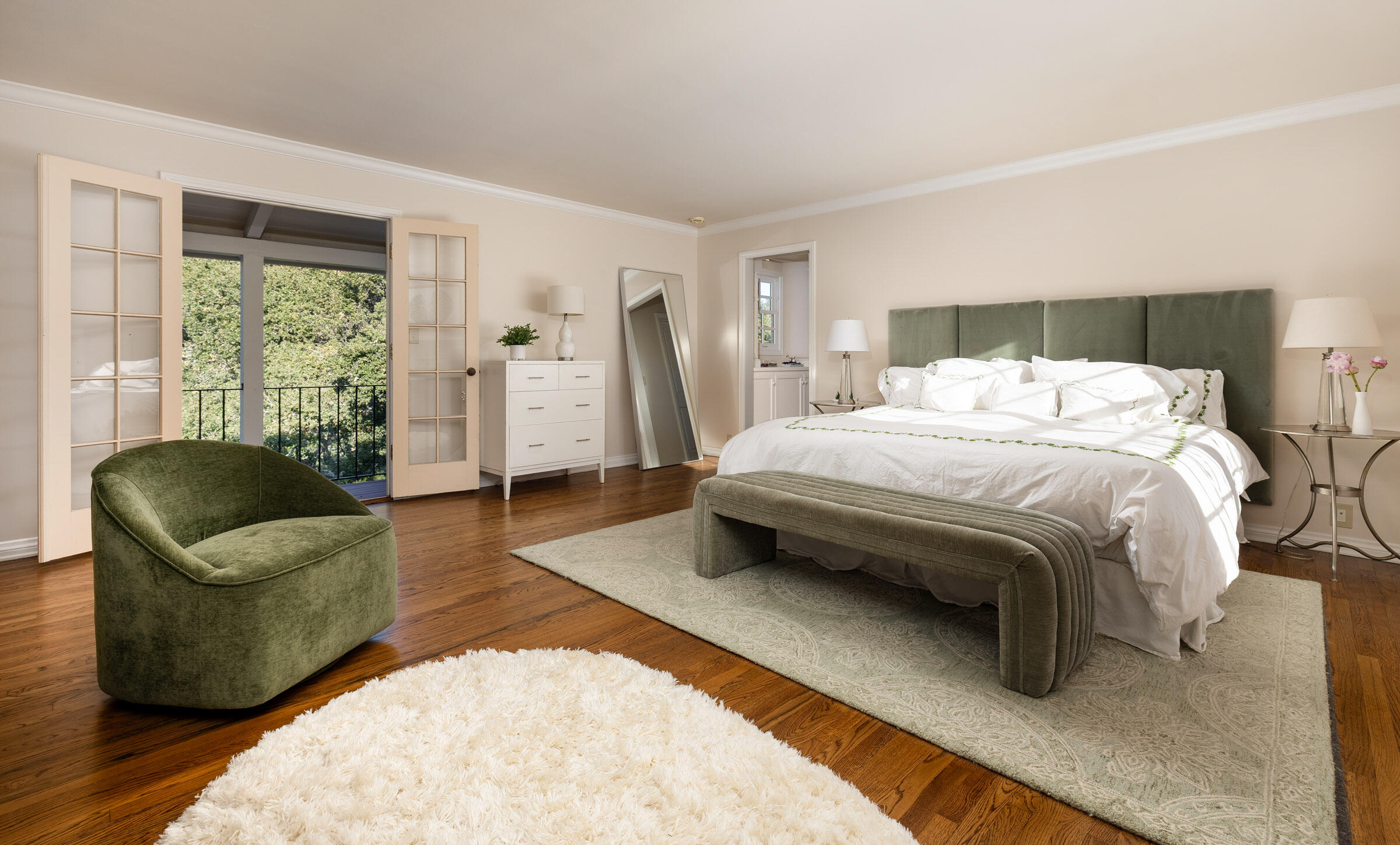 Montecito, California 93108, United States, 3 Bedrooms Bedrooms, ,4 BathroomsBathrooms,Residential,Active,254447