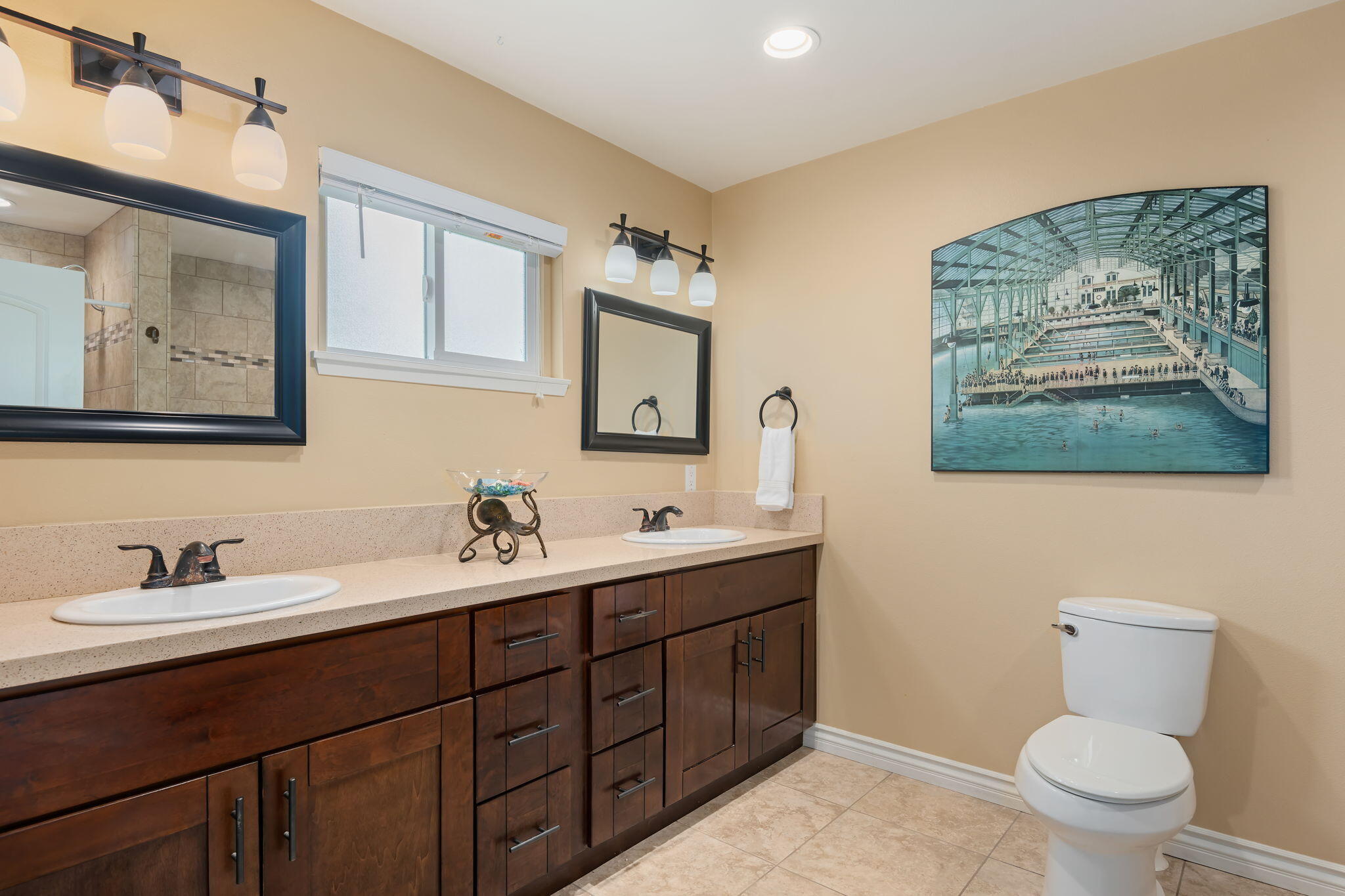 Ventura, California 93003, United States, 4 Bedrooms Bedrooms, ,3 BathroomsBathrooms,Residential,Active,134613