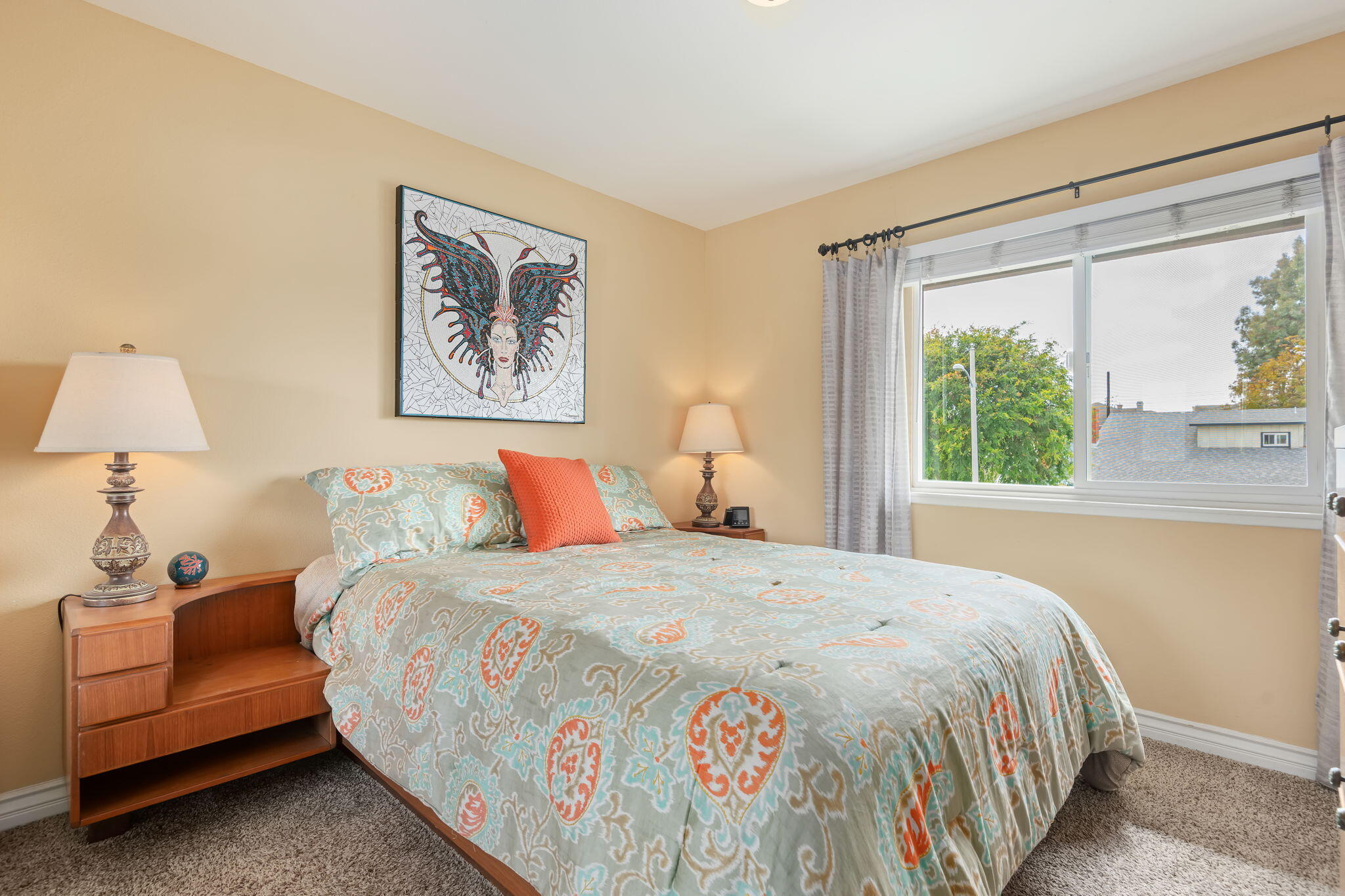 Ventura, California 93003, United States, 4 Bedrooms Bedrooms, ,3 BathroomsBathrooms,Residential,Active,134613