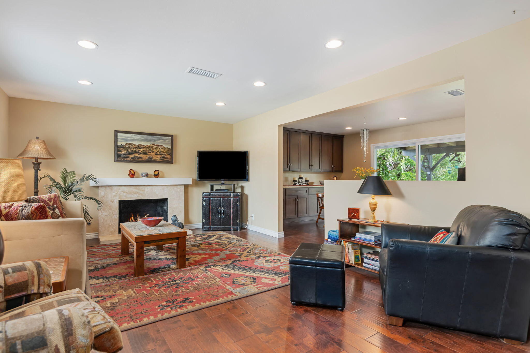 Ventura, California 93003, United States, 4 Bedrooms Bedrooms, ,3 BathroomsBathrooms,Residential,Active,134613