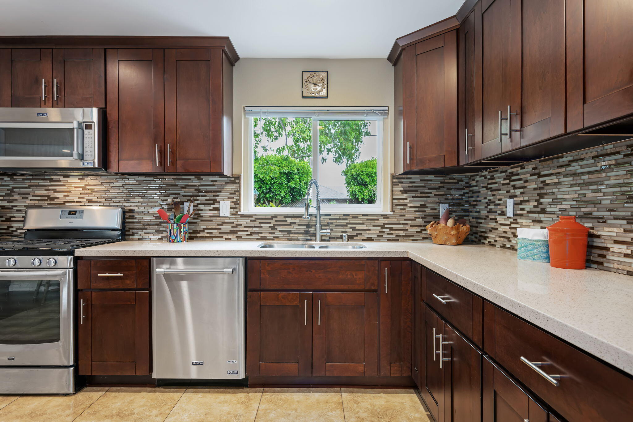 Ventura, California 93003, United States, 4 Bedrooms Bedrooms, ,3 BathroomsBathrooms,Residential,Active,134613