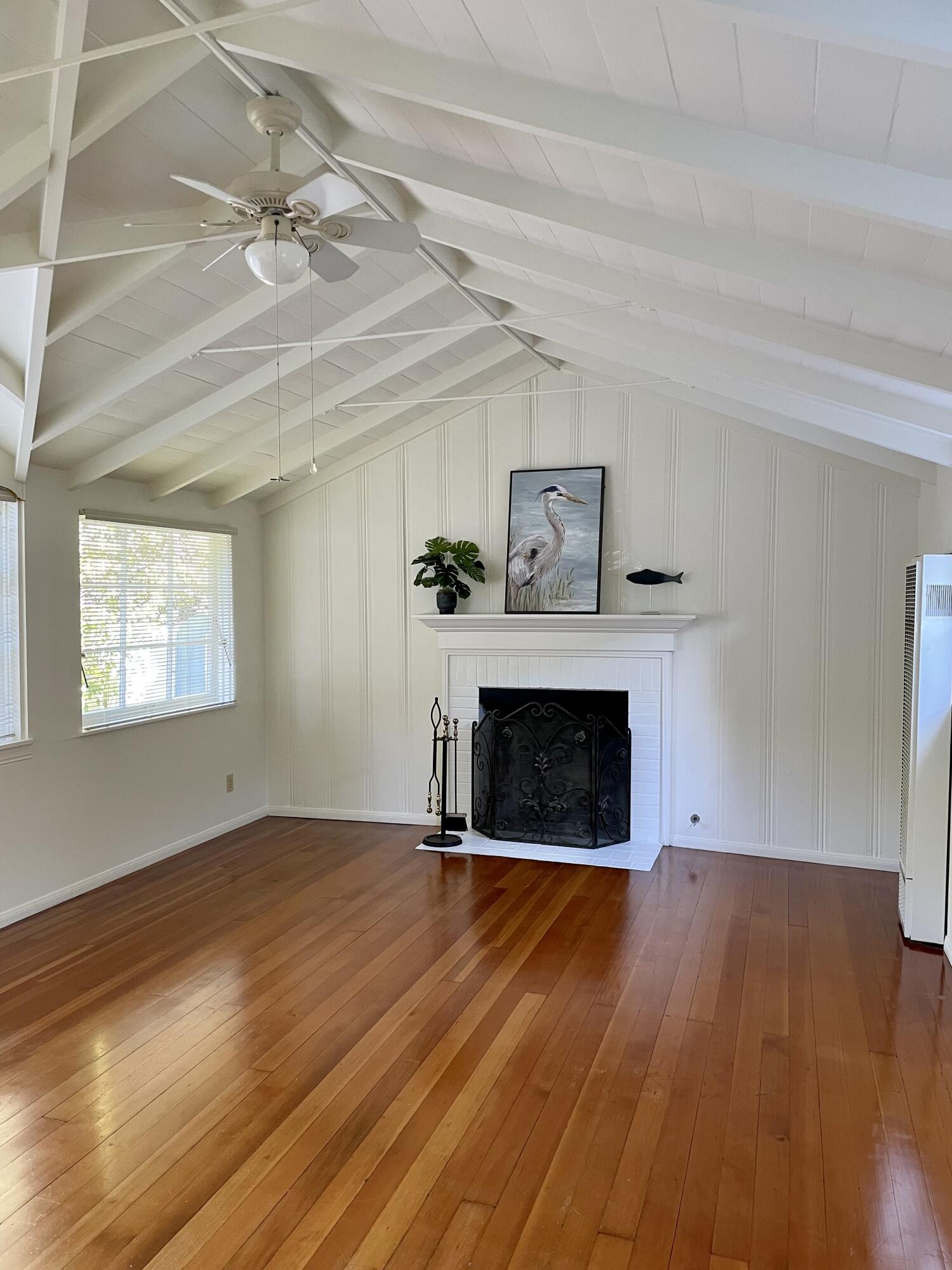 Santa Barbara, California 93108, United States, 1 Bedroom Bedrooms, ,1 BathroomBathrooms,Residential,Active,119406