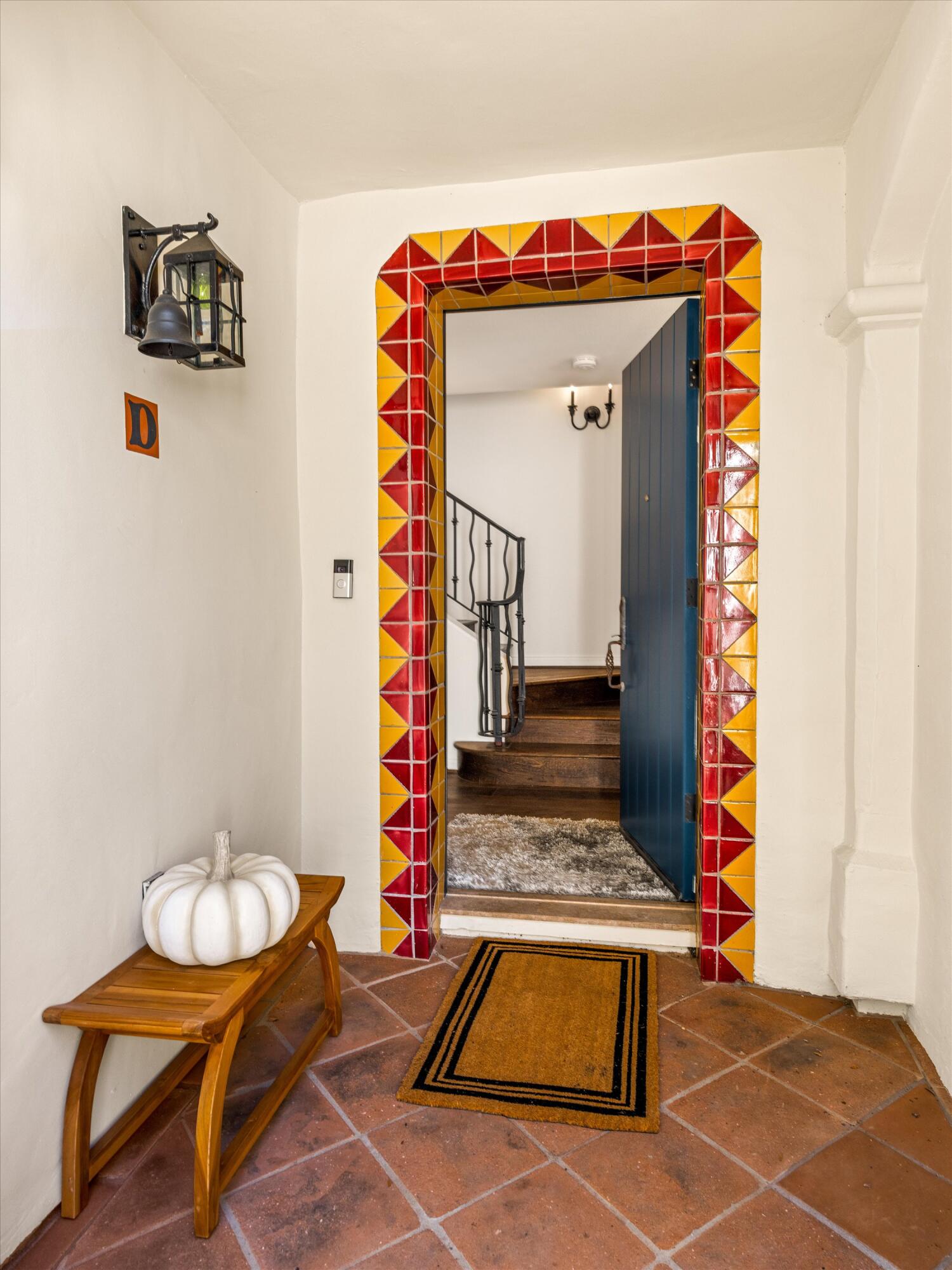 218 Santa Barbara Street D