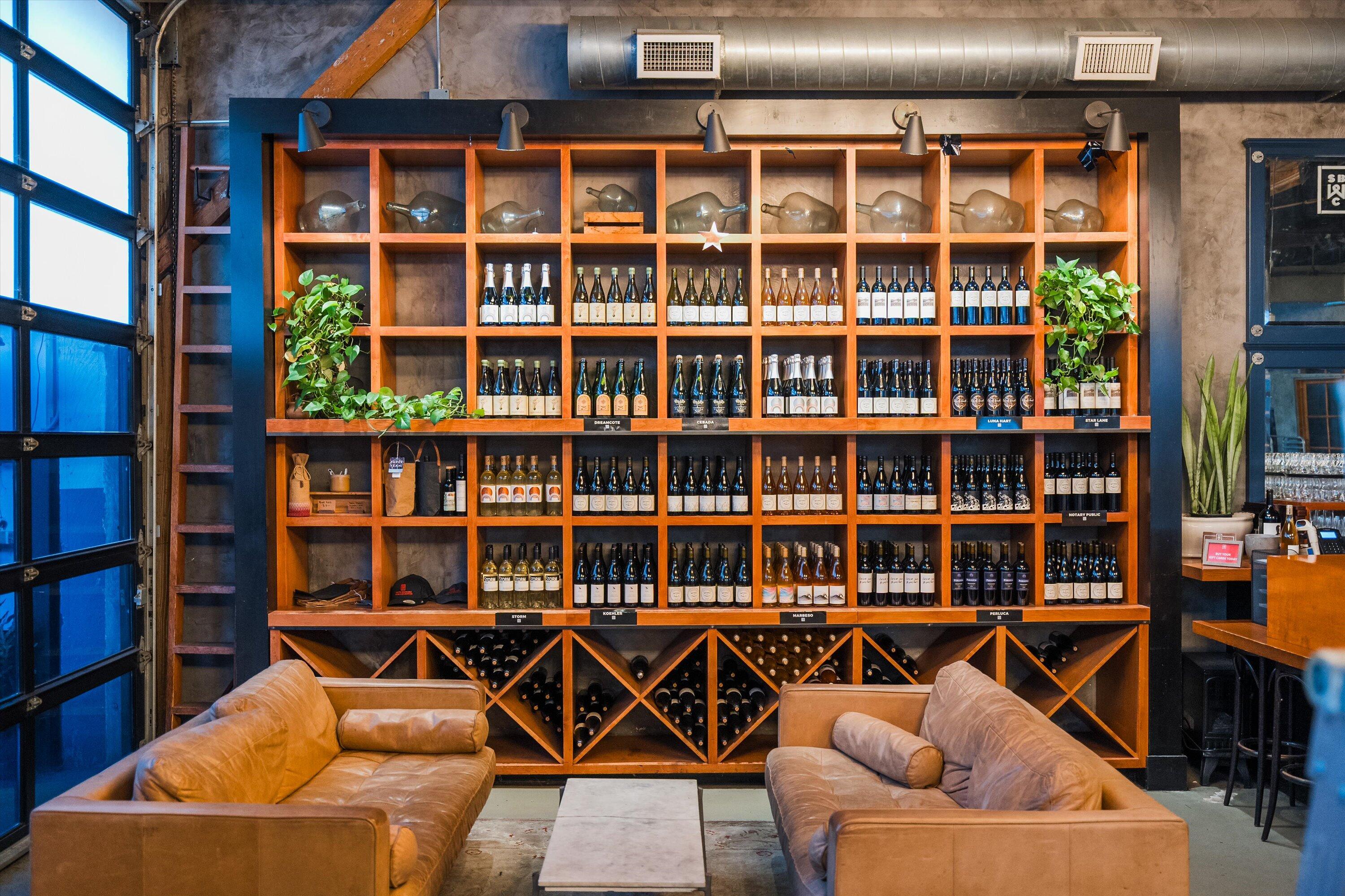 Santa Barbara, California 93101, United States, 2 Bedrooms Bedrooms, ,3 BathroomsBathrooms,Residential,Coming Soon,219003