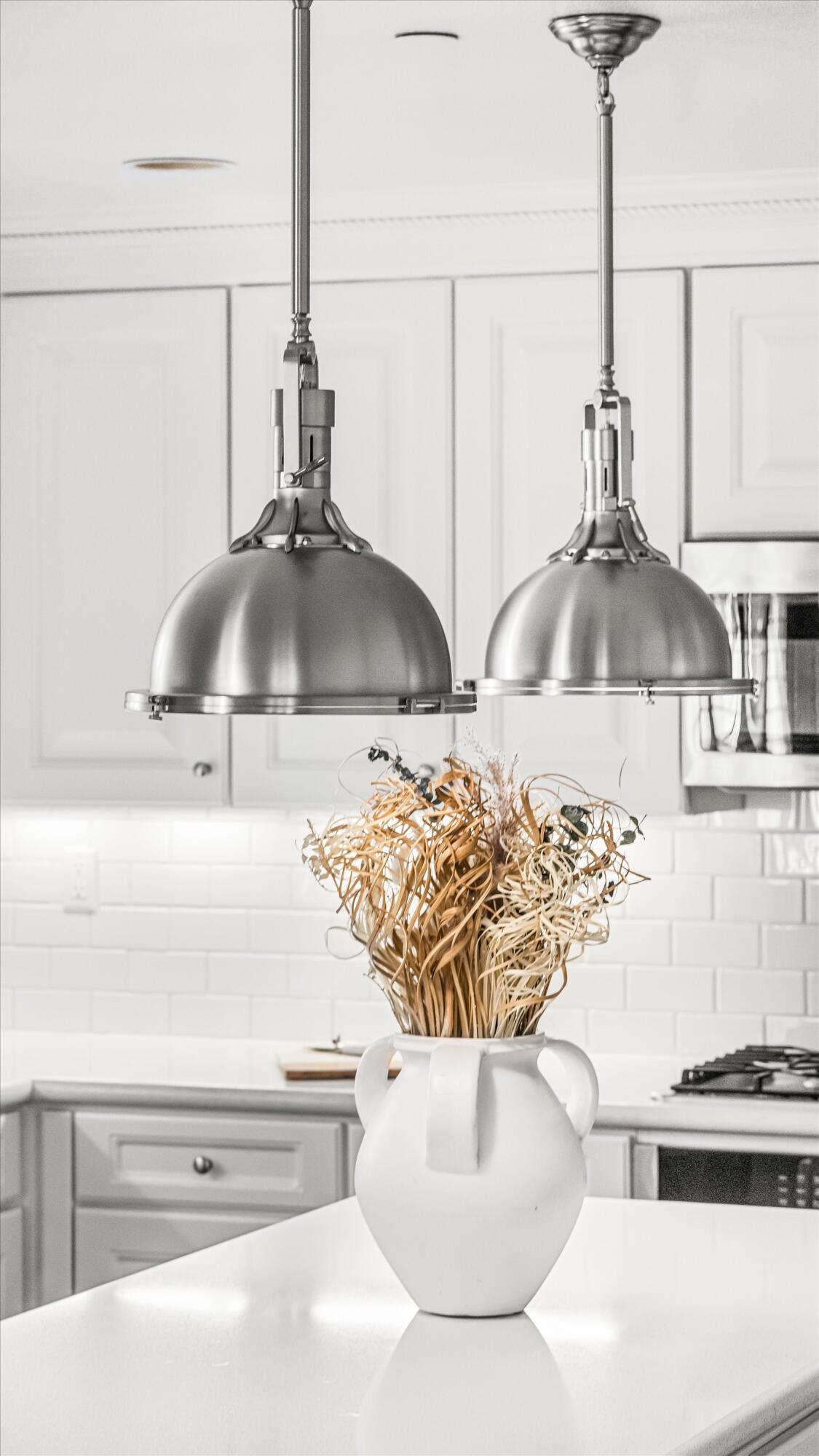 Santa Barbara, California 93101, United States, 2 Bedrooms Bedrooms, ,3 BathroomsBathrooms,Residential,Coming Soon,219003