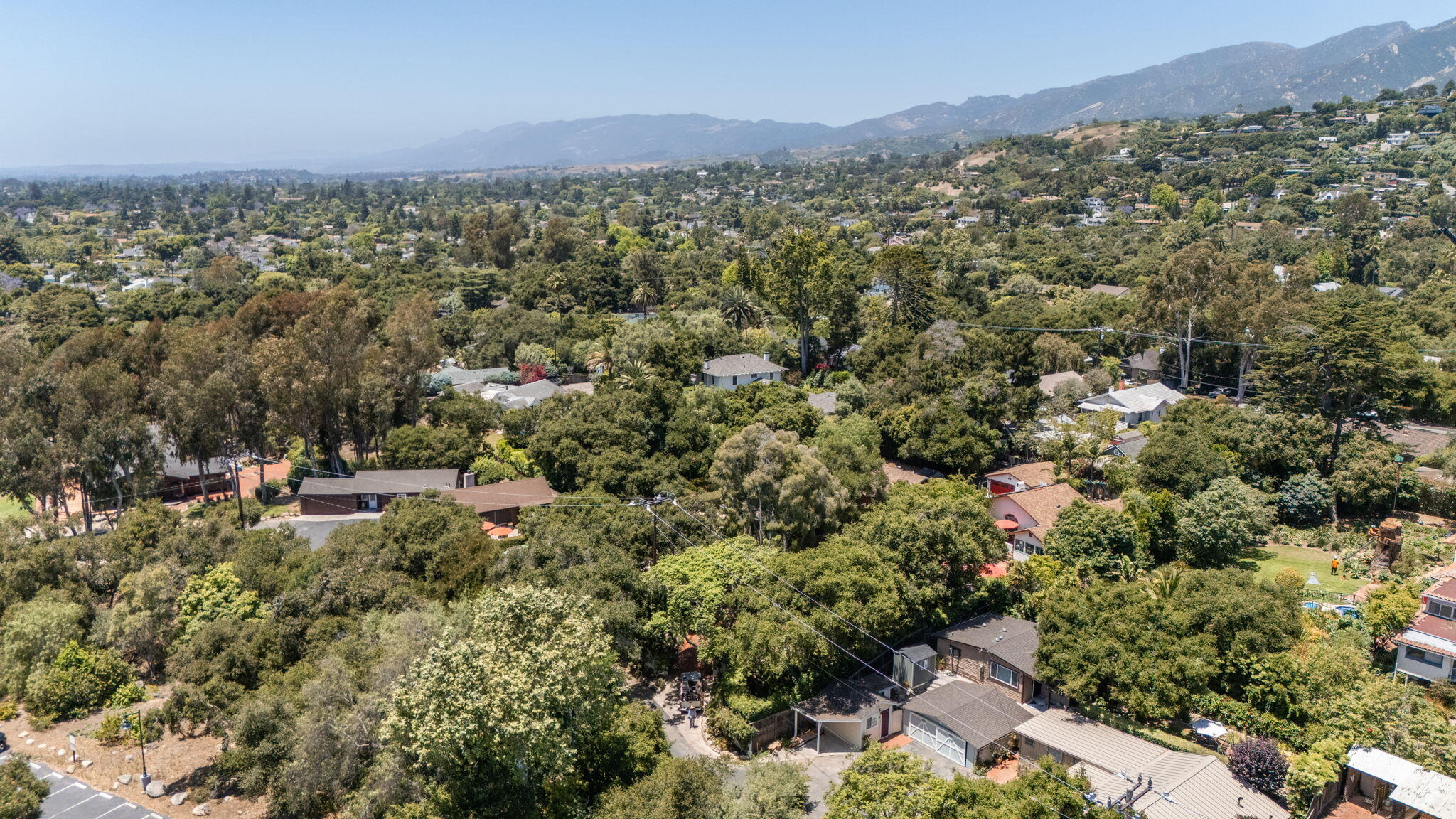 Santa Barbara, California 93105, United States, 5 Bedrooms Bedrooms, ,4 BathroomsBathrooms,Residential,Active,17132