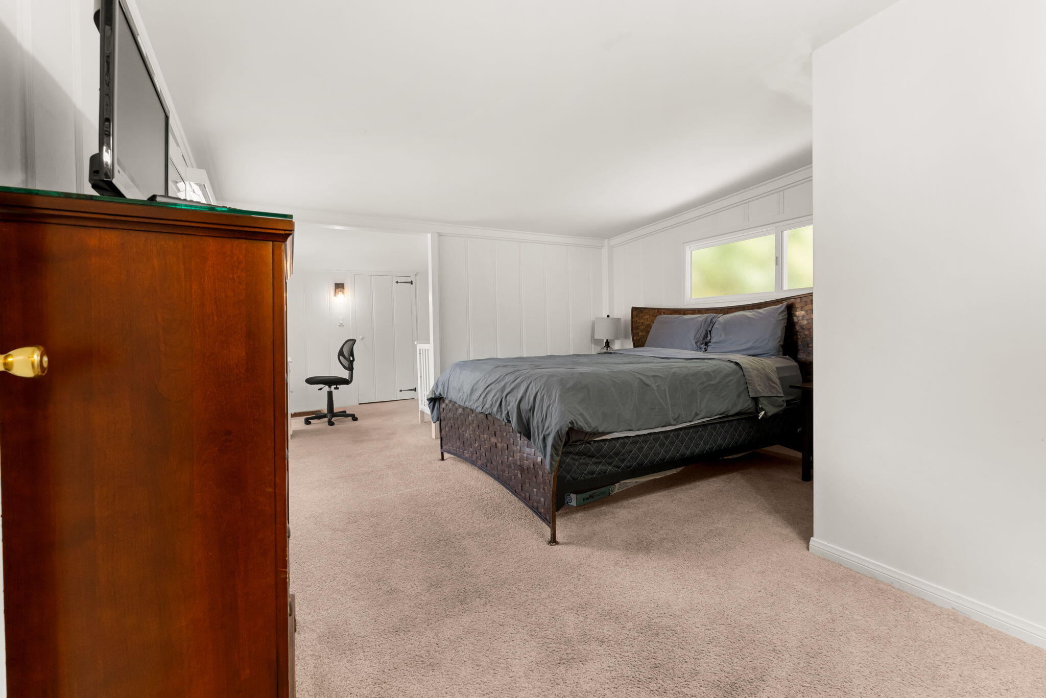 Santa Barbara, California 93105, United States, 5 Bedrooms Bedrooms, ,4 BathroomsBathrooms,Residential,Active,17132