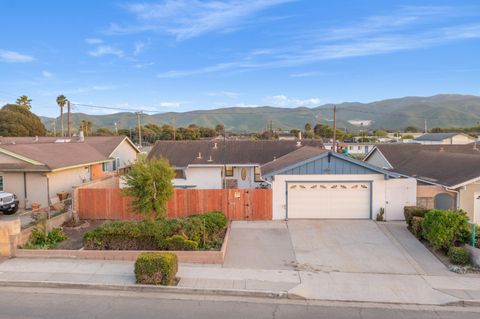 Photo of 1504 W Airport Avenue, LOMPOC, CA 93436 (MLS # 26-1261)