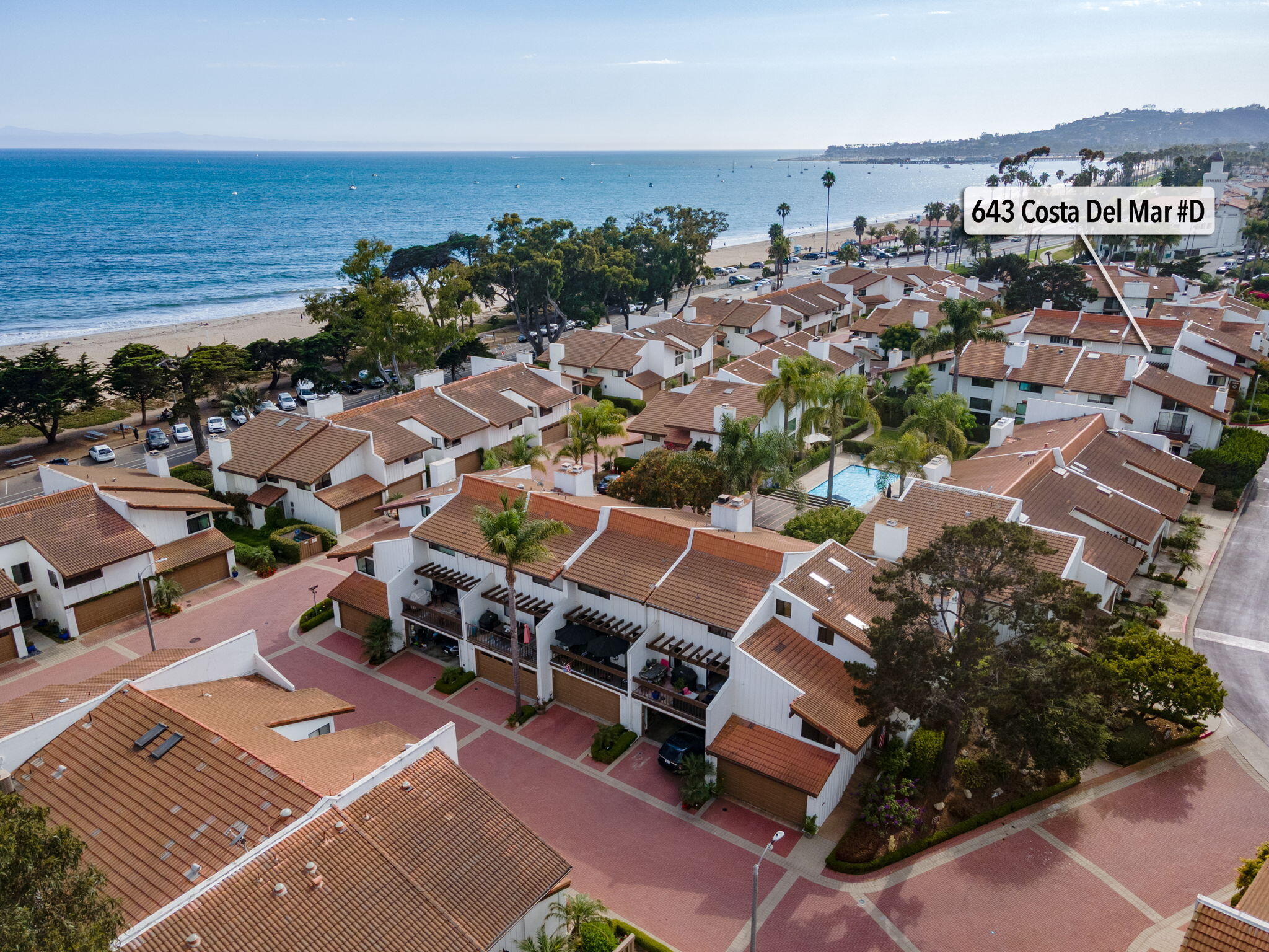 Santa Barbara, California 93103, United States, 2 Bedrooms Bedrooms, ,3 BathroomsBathrooms,Residential,Active,219144