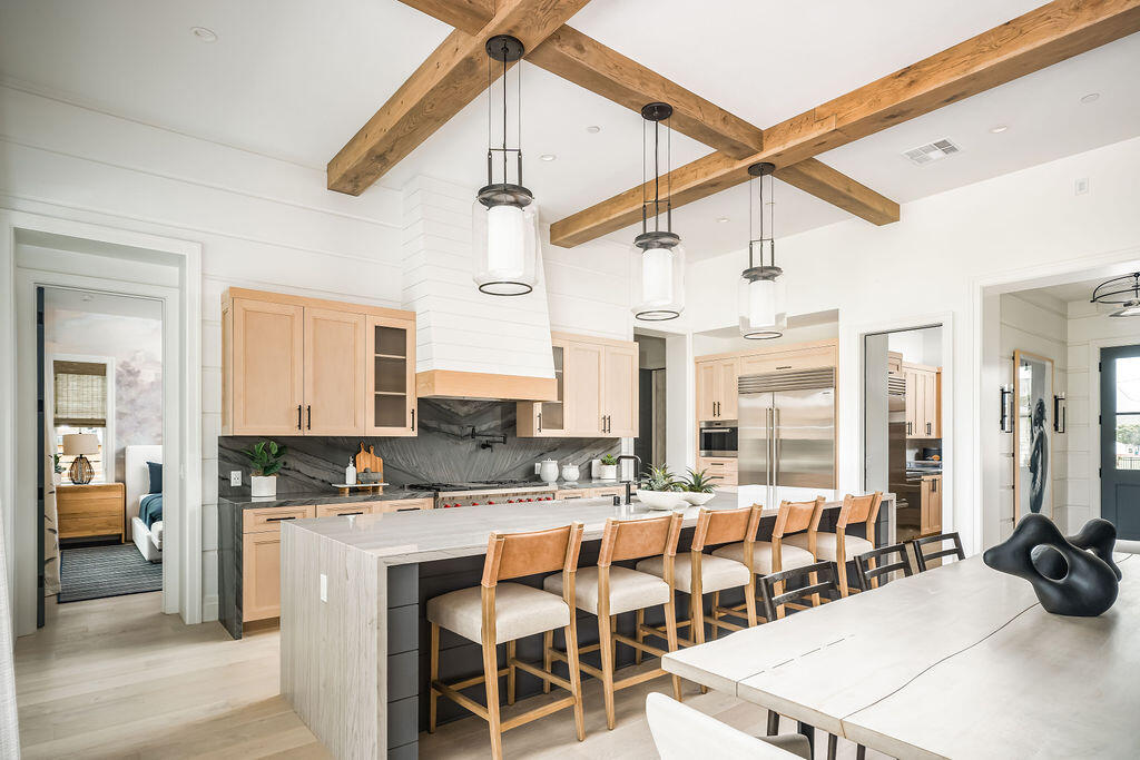 Carpinteria, California 93013, United States, 4 Bedrooms Bedrooms, ,5 BathroomsBathrooms,Residential,Active,245629