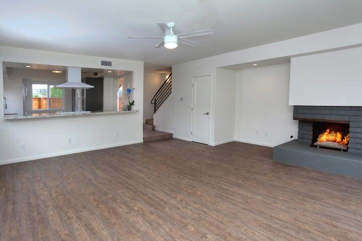 Santa Barbara, California 93105, United States, 3 Bedrooms Bedrooms, ,3 BathroomsBathrooms,Residential,Pending,221283