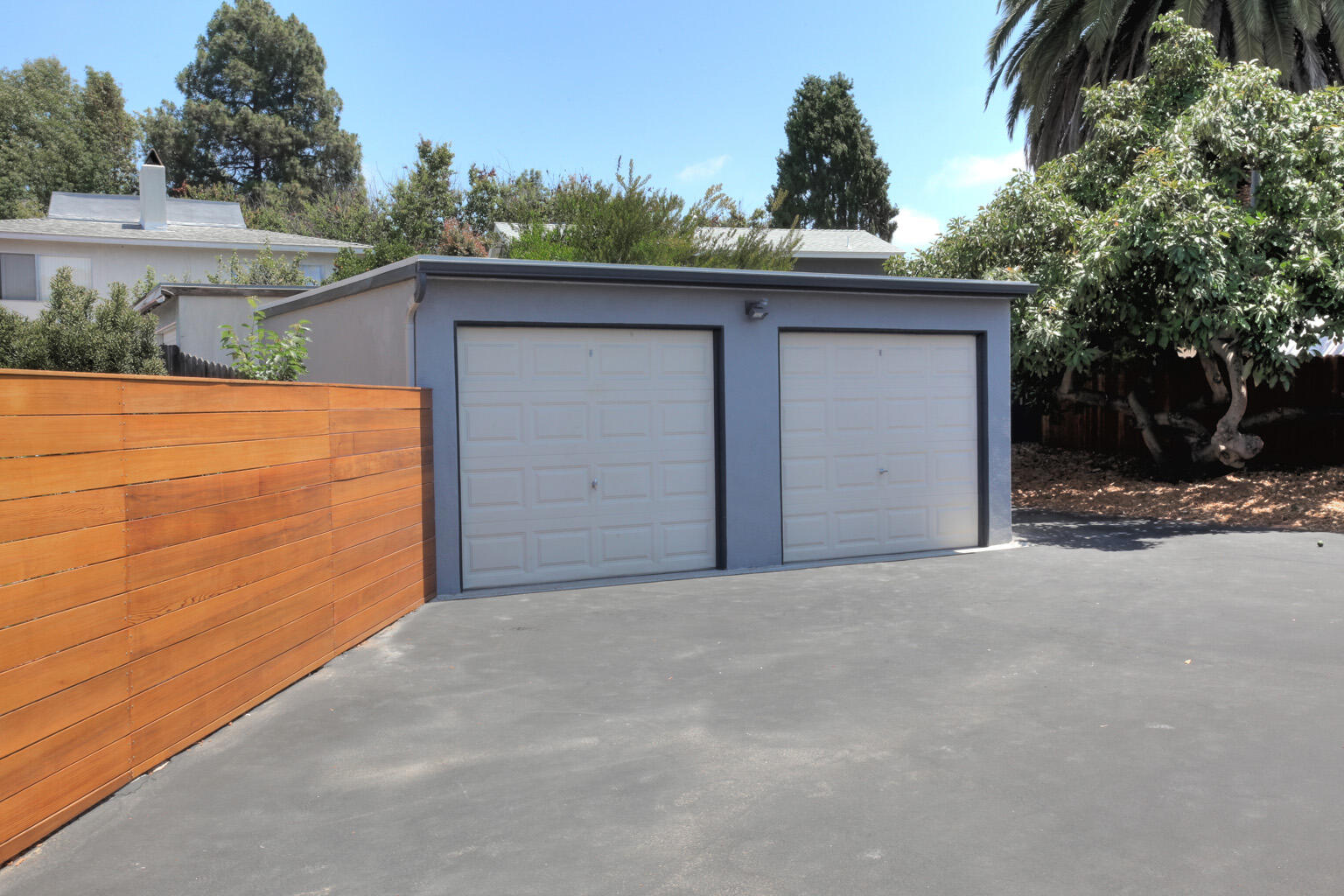 Santa Barbara, California 93105, United States, 3 Bedrooms Bedrooms, ,3 BathroomsBathrooms,Residential,Pending,221283