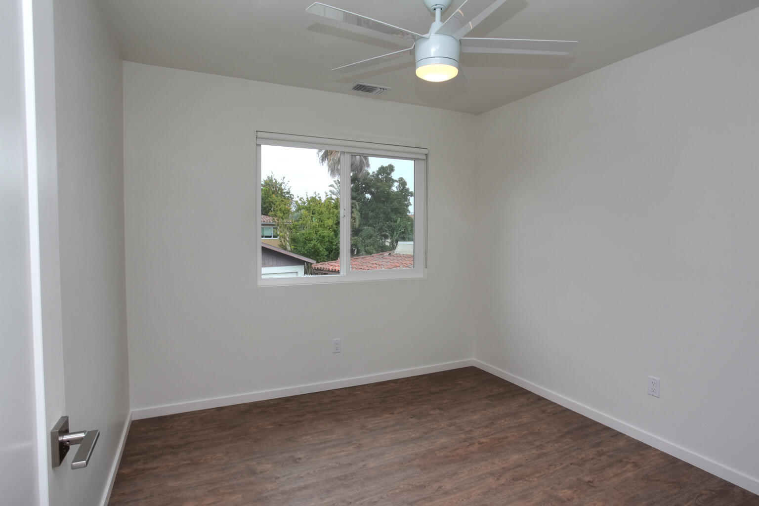 Santa Barbara, California 93105, United States, 3 Bedrooms Bedrooms, ,3 BathroomsBathrooms,Residential,Pending,221283