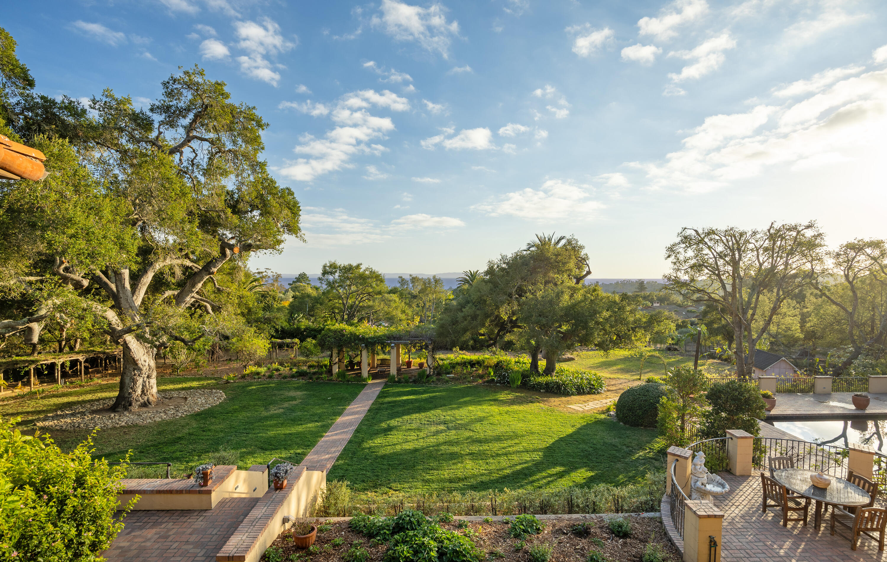Montecito, California 93108, United States, 5 Bedrooms Bedrooms, ,6 BathroomsBathrooms,Residential,Active,3430