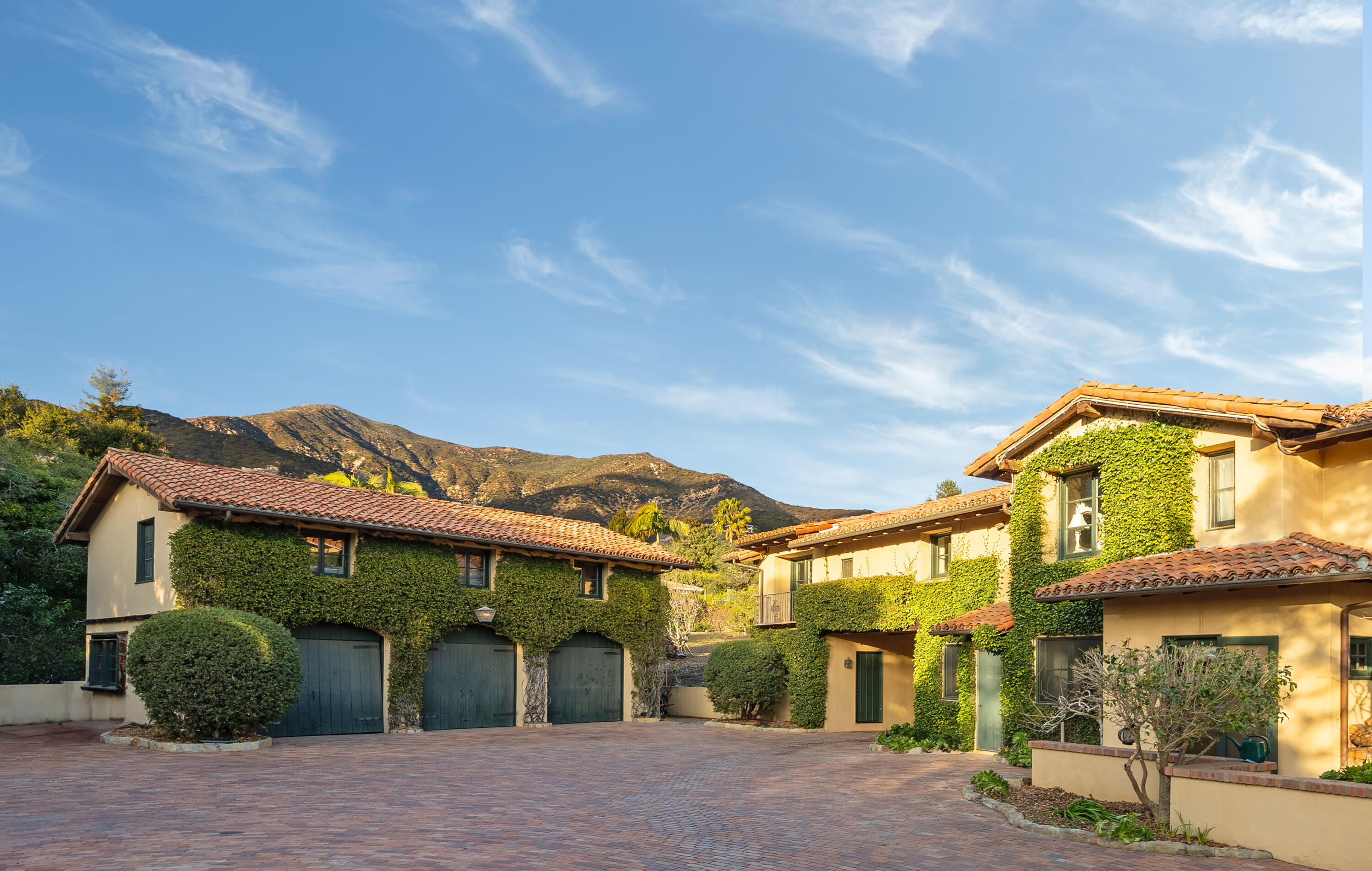 Montecito, California 93108, United States, 5 Bedrooms Bedrooms, ,6 BathroomsBathrooms,Residential,Active,3430