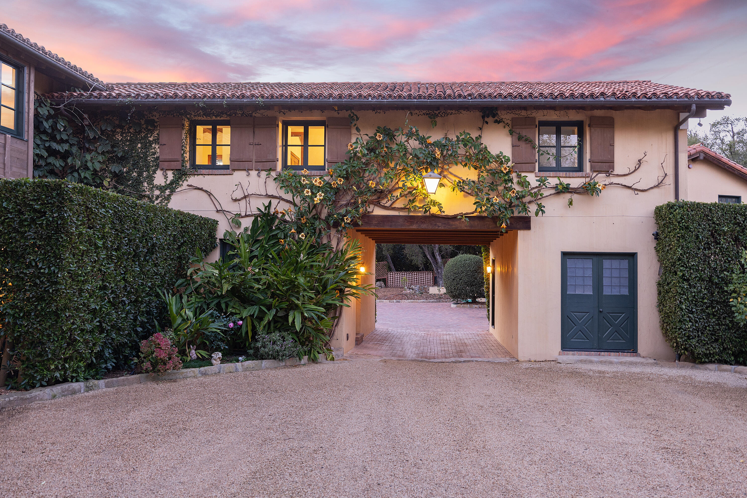Montecito, California 93108, United States, 5 Bedrooms Bedrooms, ,6 BathroomsBathrooms,Residential,Active,3430
