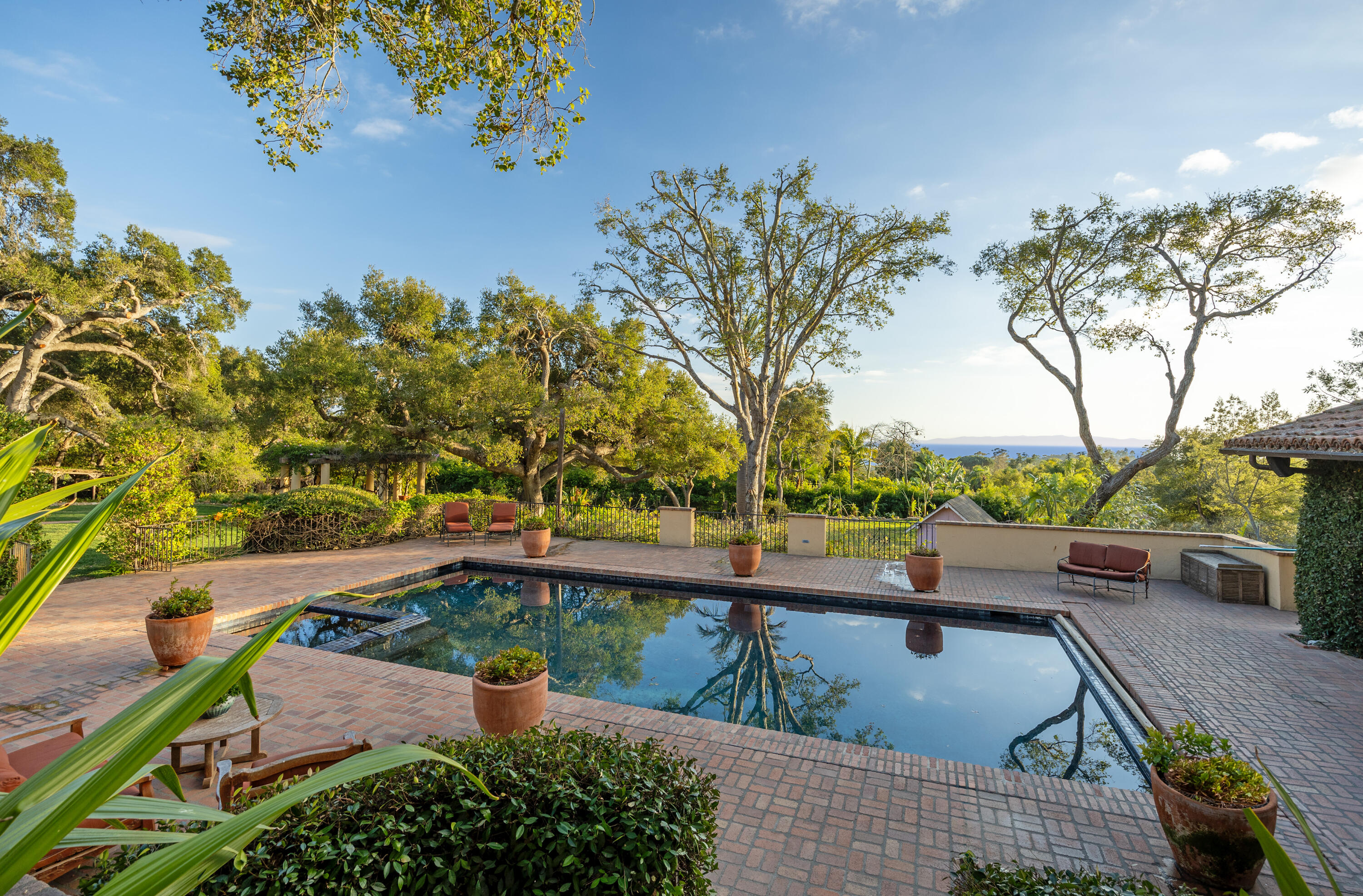 Montecito, California 93108, United States, 5 Bedrooms Bedrooms, ,6 BathroomsBathrooms,Residential,Active,3430