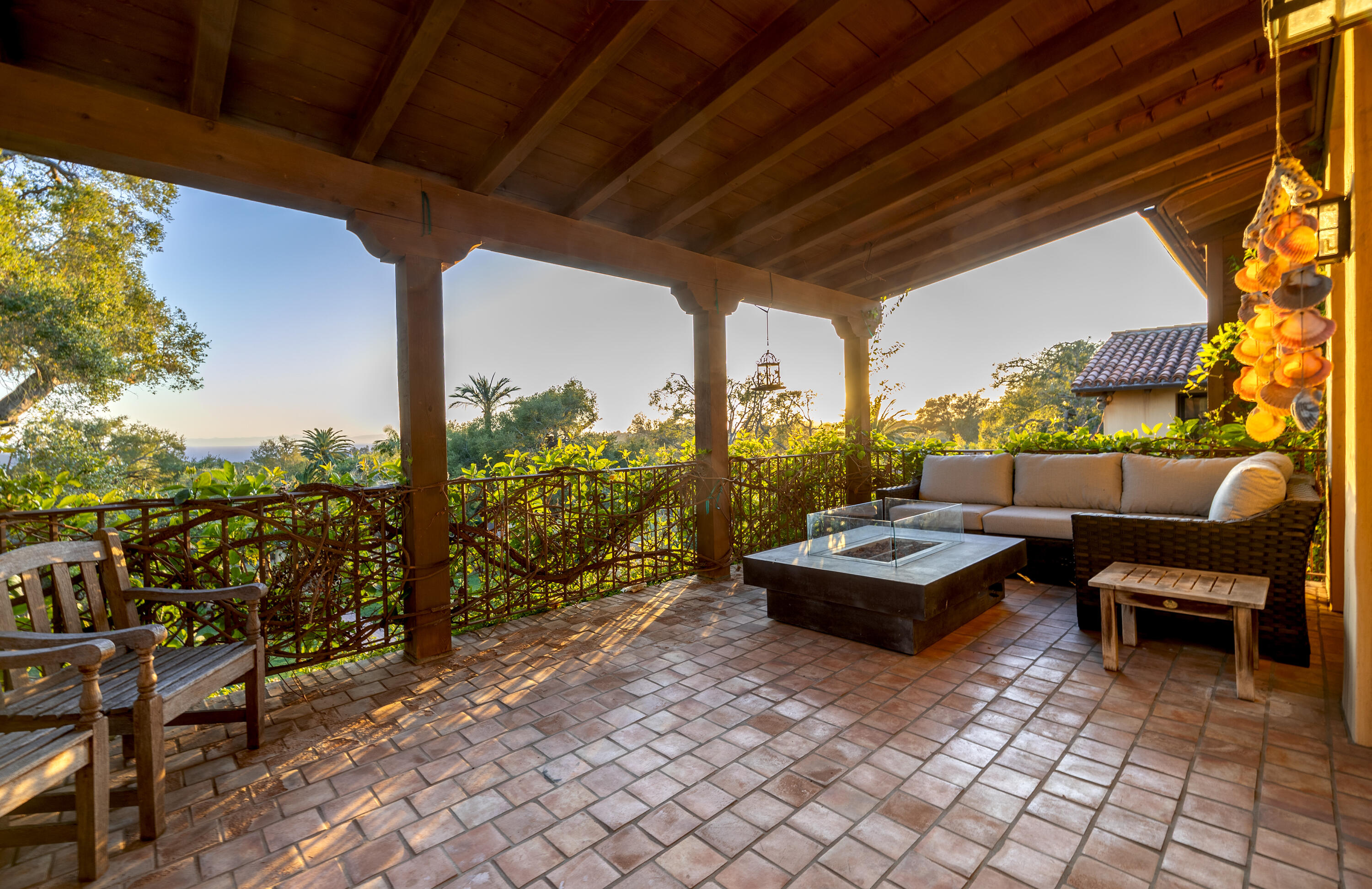 Montecito, California 93108, United States, 5 Bedrooms Bedrooms, ,6 BathroomsBathrooms,Residential,Active,3430