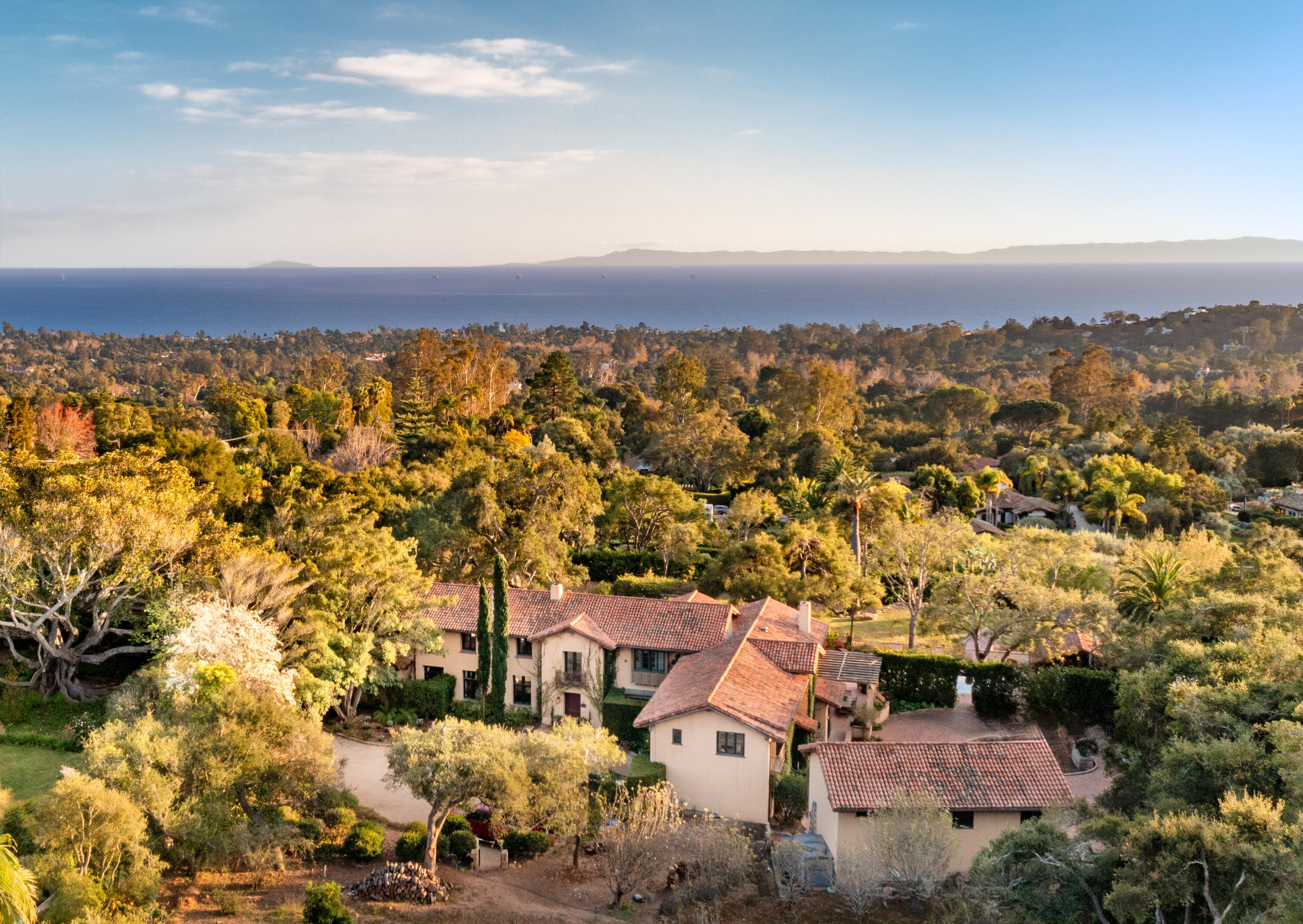 Montecito, California 93108, United States, 5 Bedrooms Bedrooms, ,6 BathroomsBathrooms,Residential,Active,3430