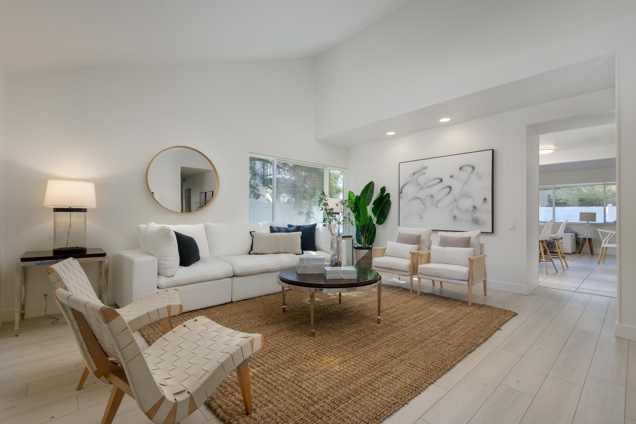 Carpinteria, California 93013, United States, 6 Bedrooms Bedrooms, ,3 BathroomsBathrooms,Residential,Active,198426