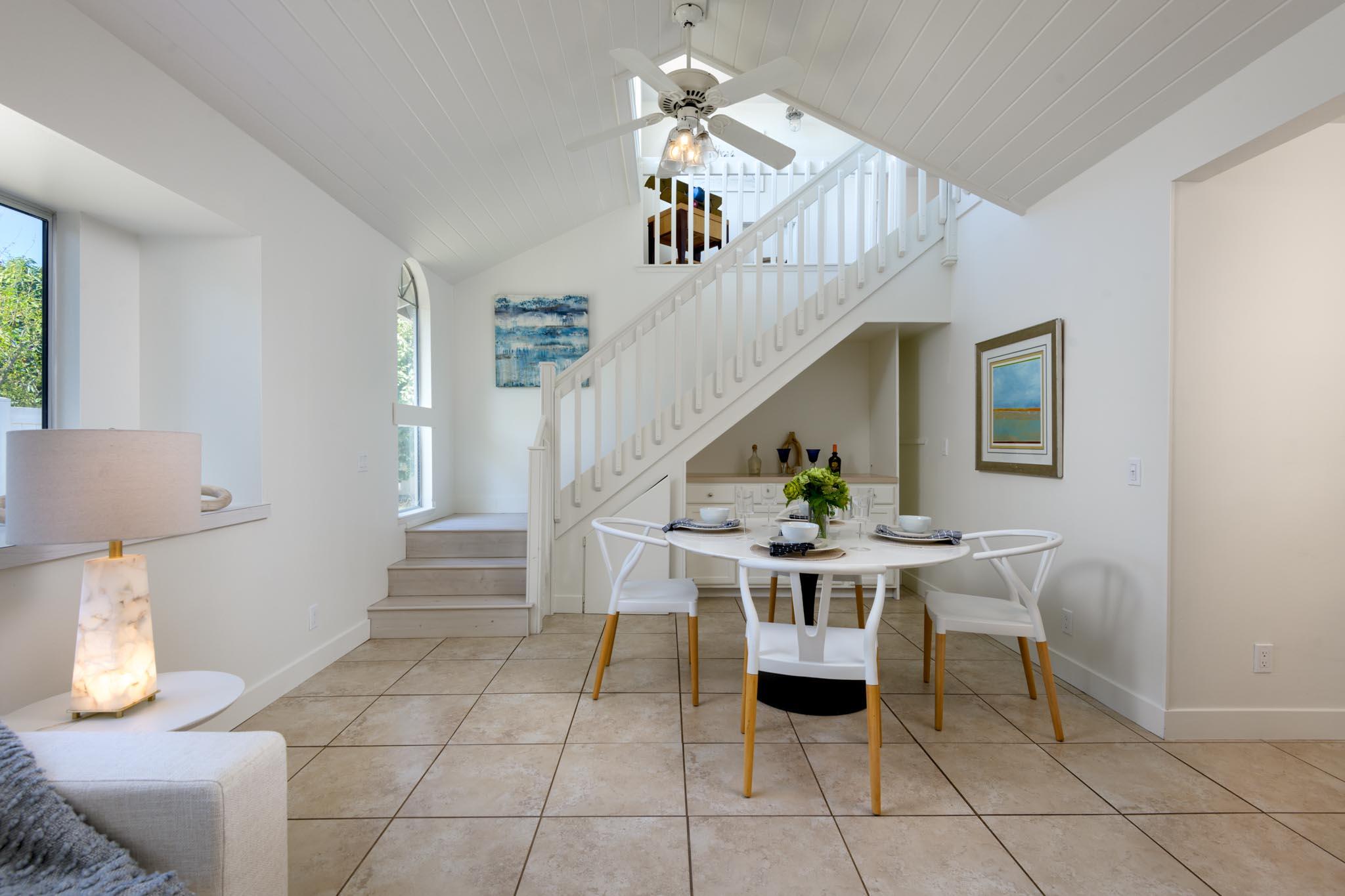 Carpinteria, California 93013, United States, 6 Bedrooms Bedrooms, ,3 BathroomsBathrooms,Residential,Active,198426