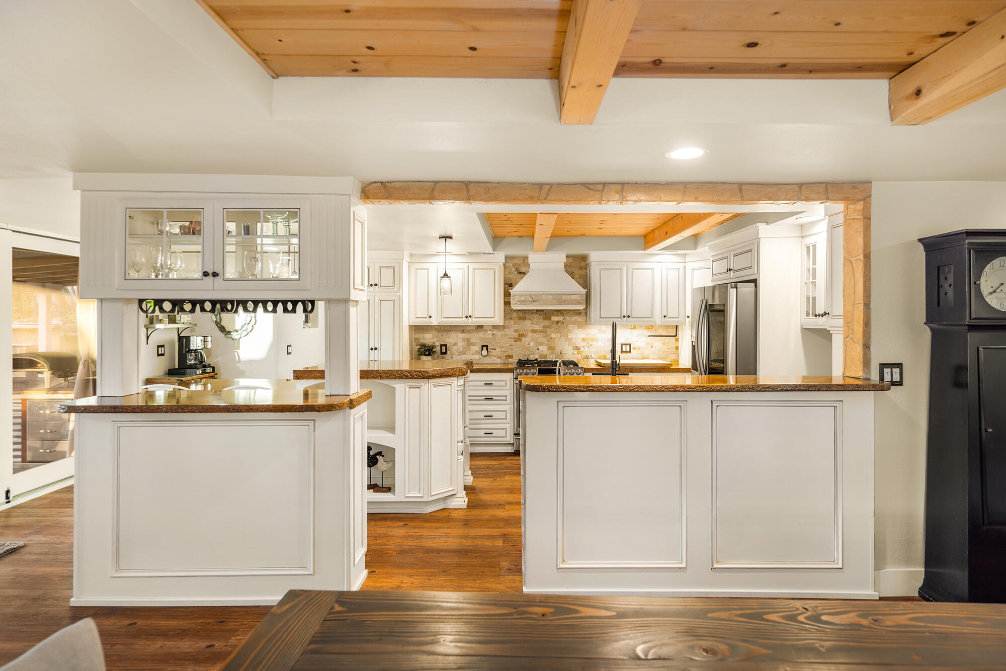 Ojai, California 93023, United States, 4 Bedrooms Bedrooms, ,3 BathroomsBathrooms,Residential,Coming Soon,176960