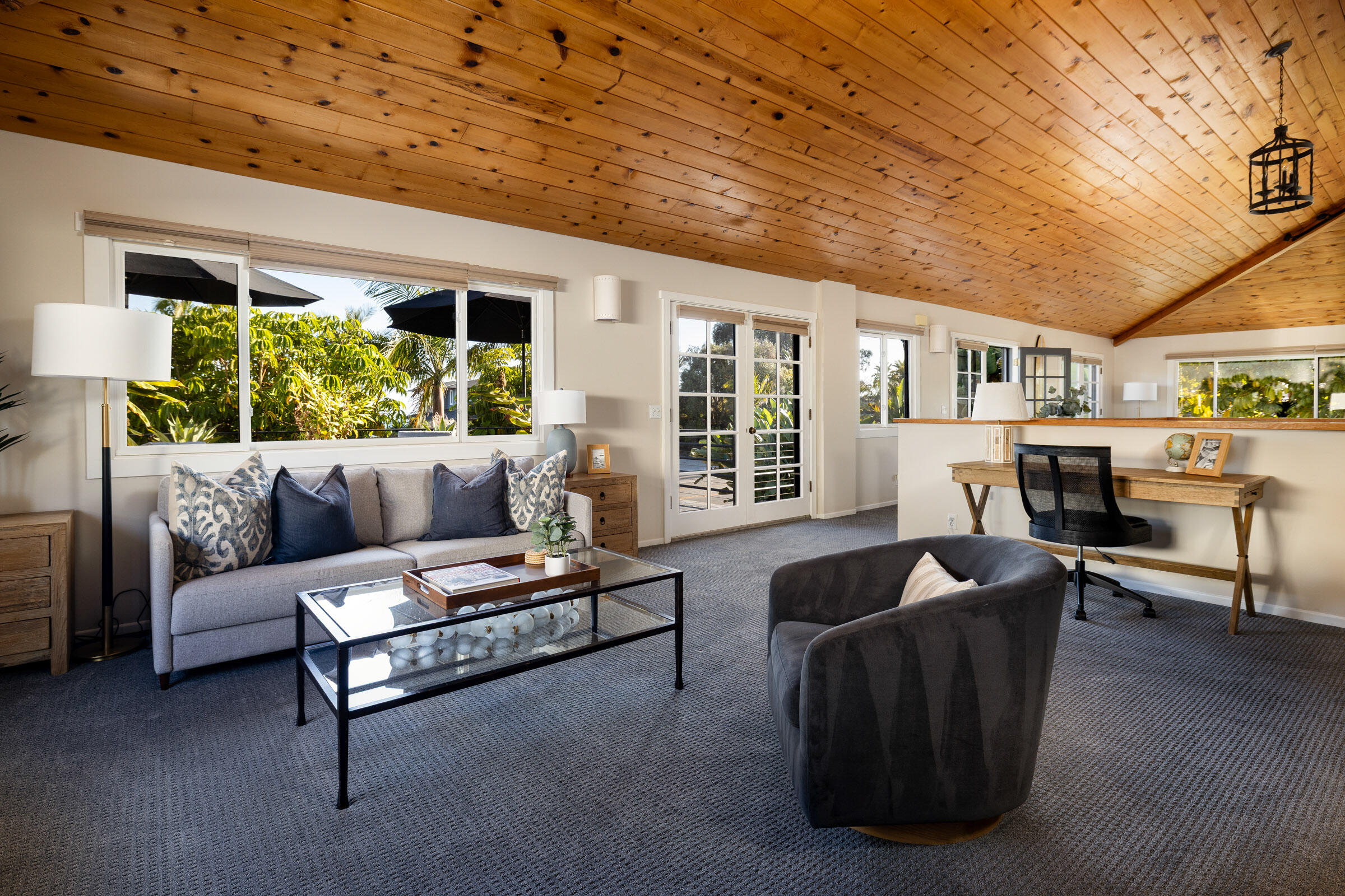 Santa Barbara, California 93109, United States, 5 Bedrooms Bedrooms, ,4 BathroomsBathrooms,Residential,Active,223255