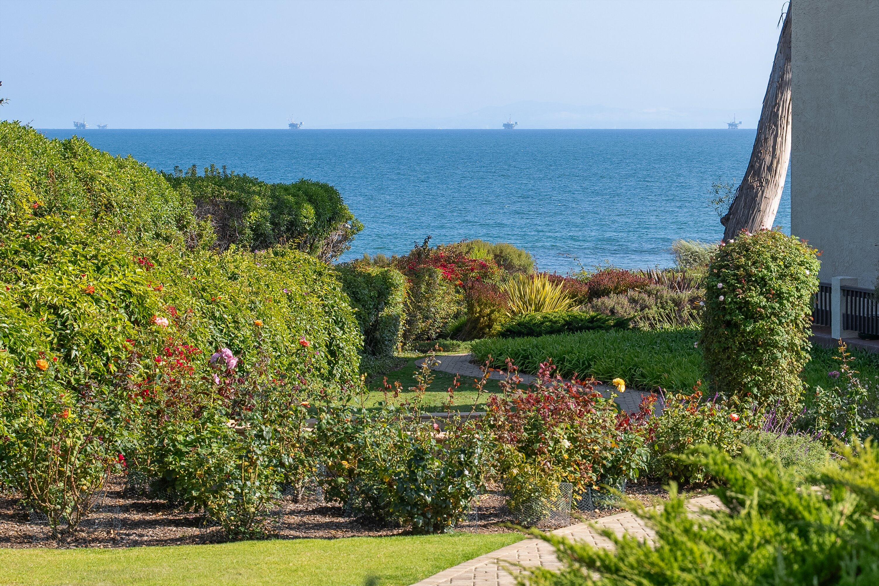 Montecito, California 93108, United States, 2 Bedrooms Bedrooms, ,2 BathroomsBathrooms,Residential,Active,194203