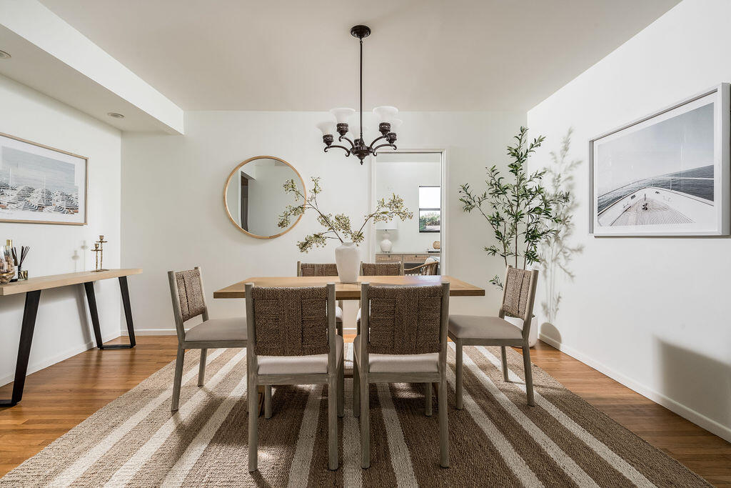 Santa Barbara, California 93109, United States, 4 Bedrooms Bedrooms, ,2 BathroomsBathrooms,Residential,Active,229626