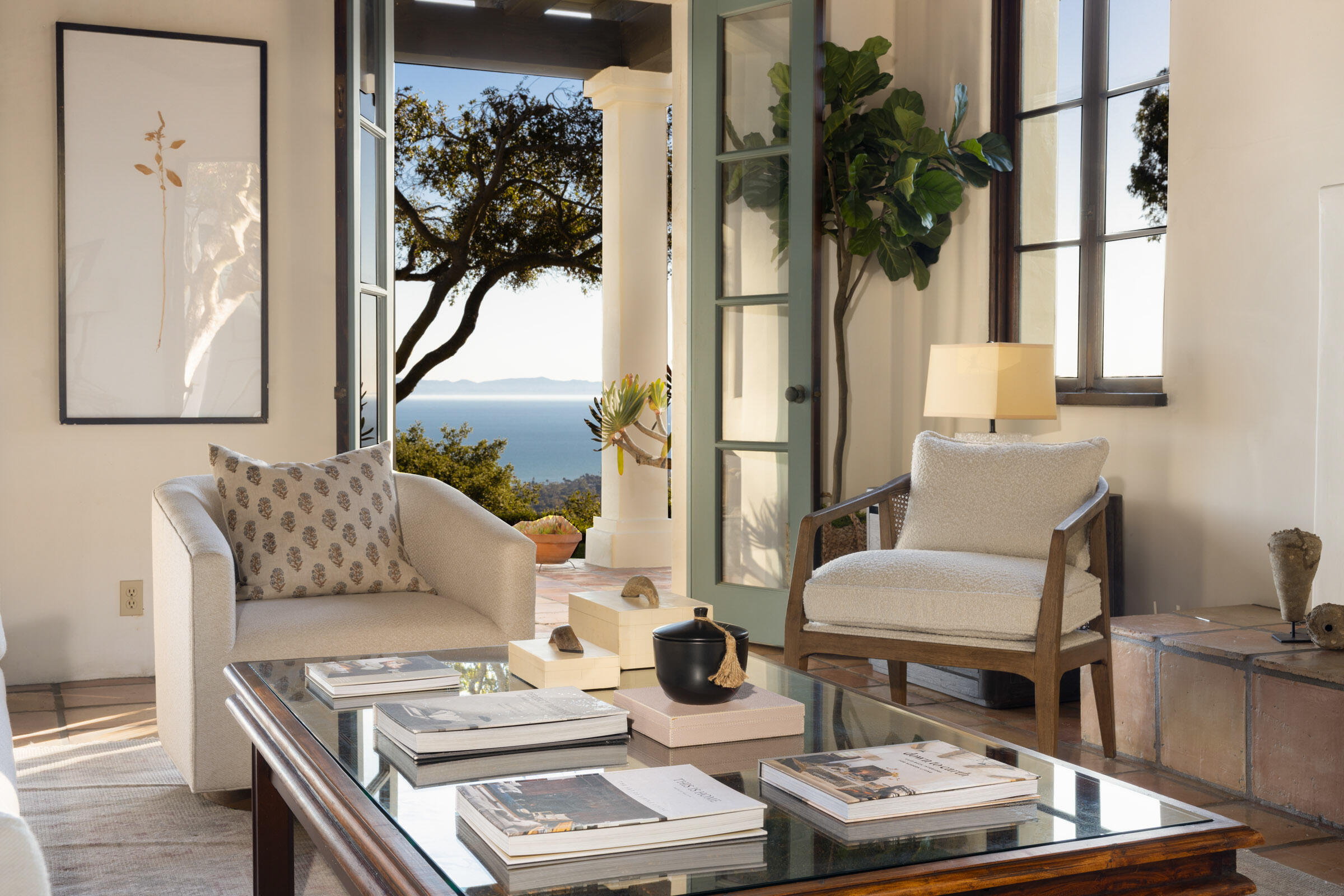 Santa Barbara, California 93108, United States, 3 Bedrooms Bedrooms, ,4 BathroomsBathrooms,Residential,Pending,230939