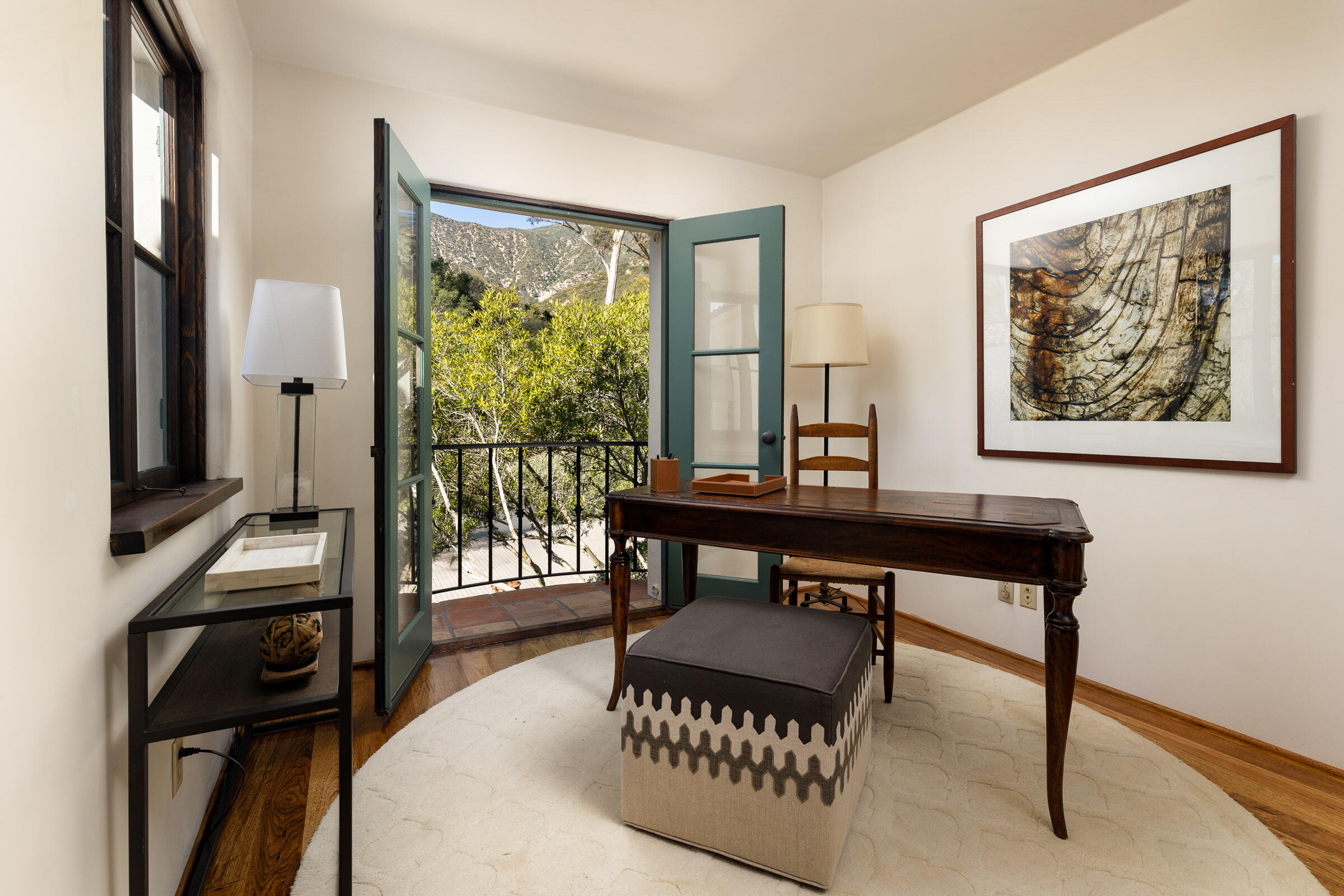 Santa Barbara, California 93108, United States, 3 Bedrooms Bedrooms, ,4 BathroomsBathrooms,Residential,Pending,230939