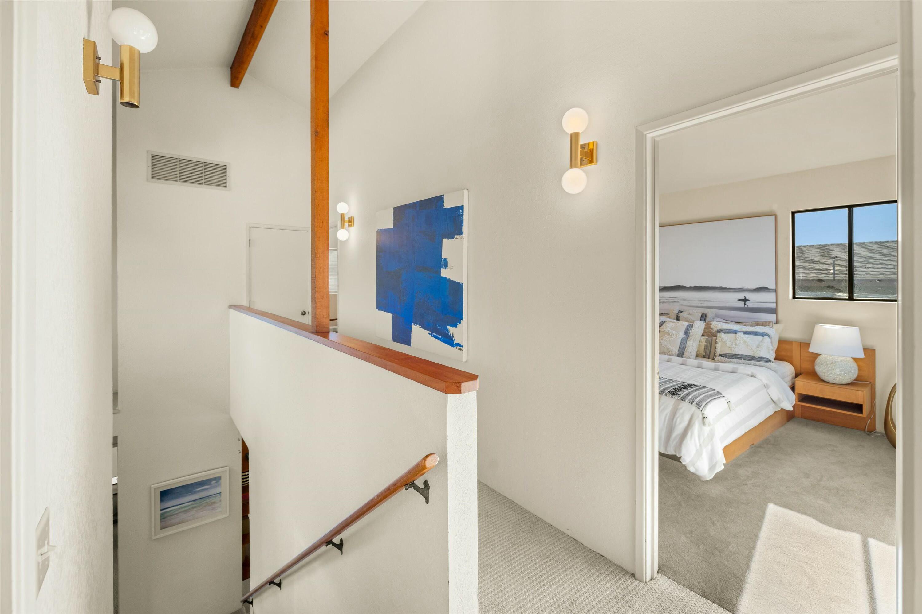 Carpinteria, California 93013, United States, 3 Bedrooms Bedrooms, ,3 BathroomsBathrooms,Residential,Pending,44558