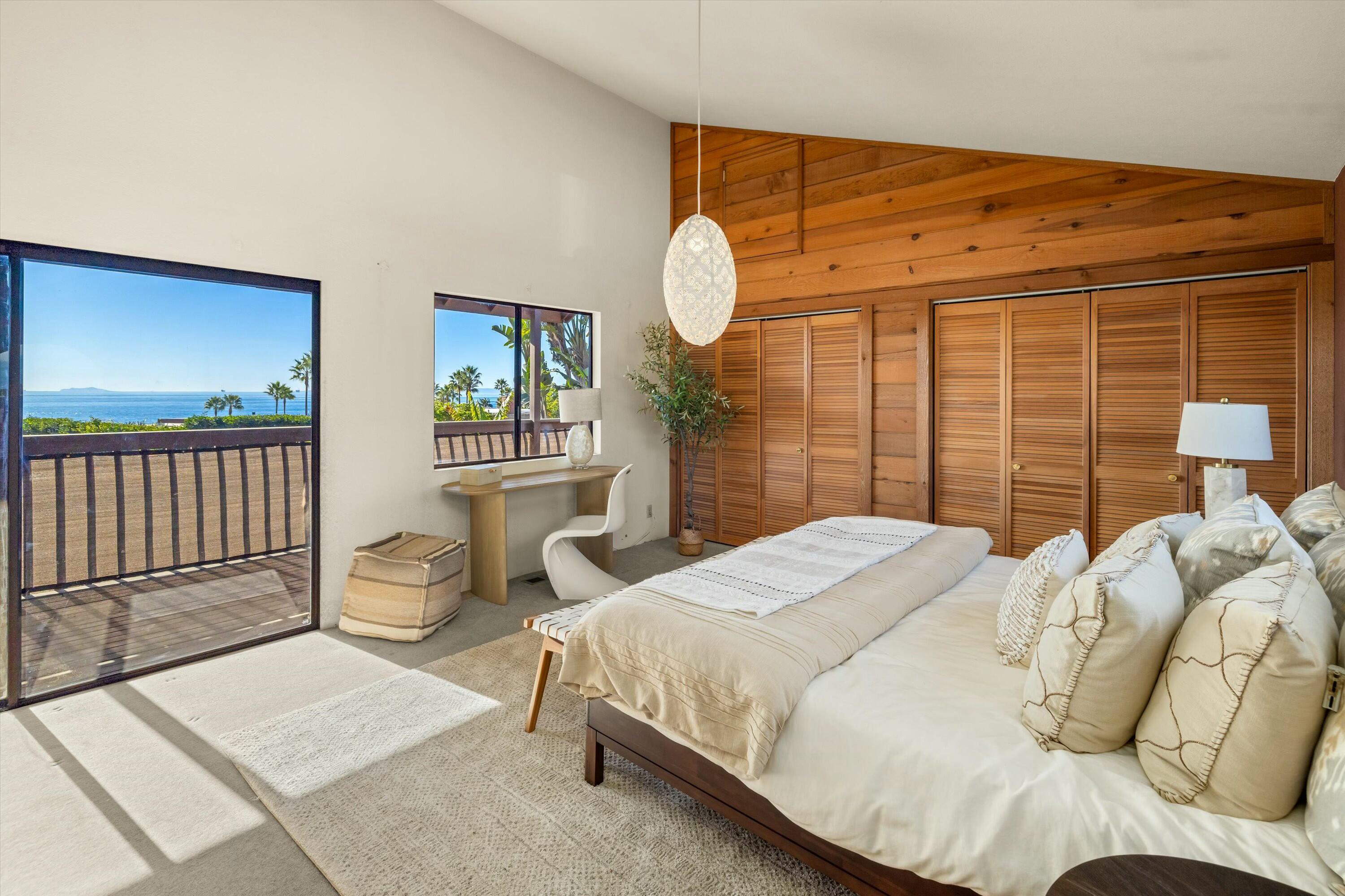 Carpinteria, California 93013, United States, 3 Bedrooms Bedrooms, ,3 BathroomsBathrooms,Residential,Pending,44558