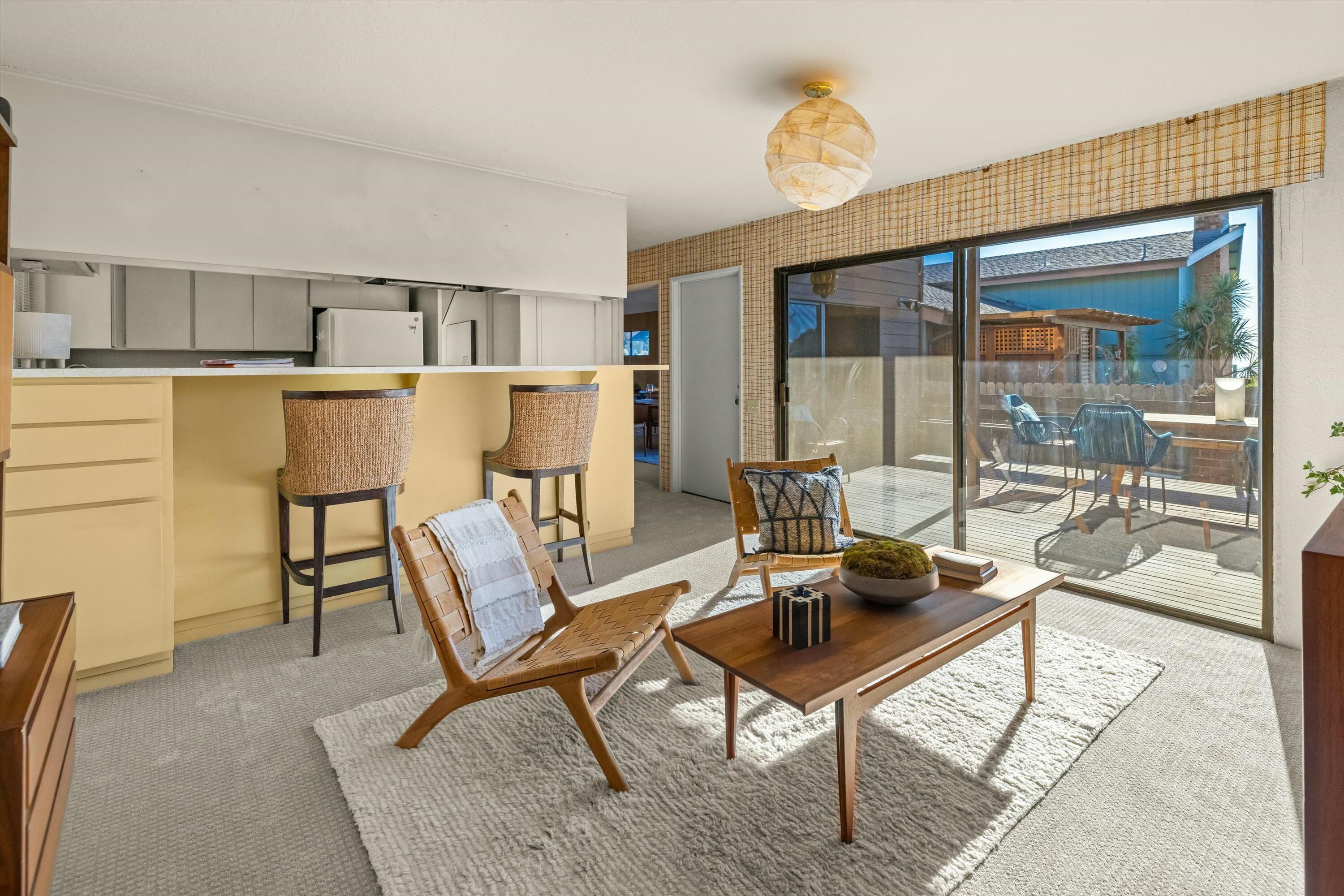 Carpinteria, California 93013, United States, 3 Bedrooms Bedrooms, ,3 BathroomsBathrooms,Residential,Pending,44558