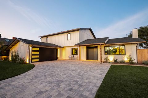 Photo of 636 Litchfield Lane, SANTA BARBARA, CA 93109 (MLS # 26-1159)