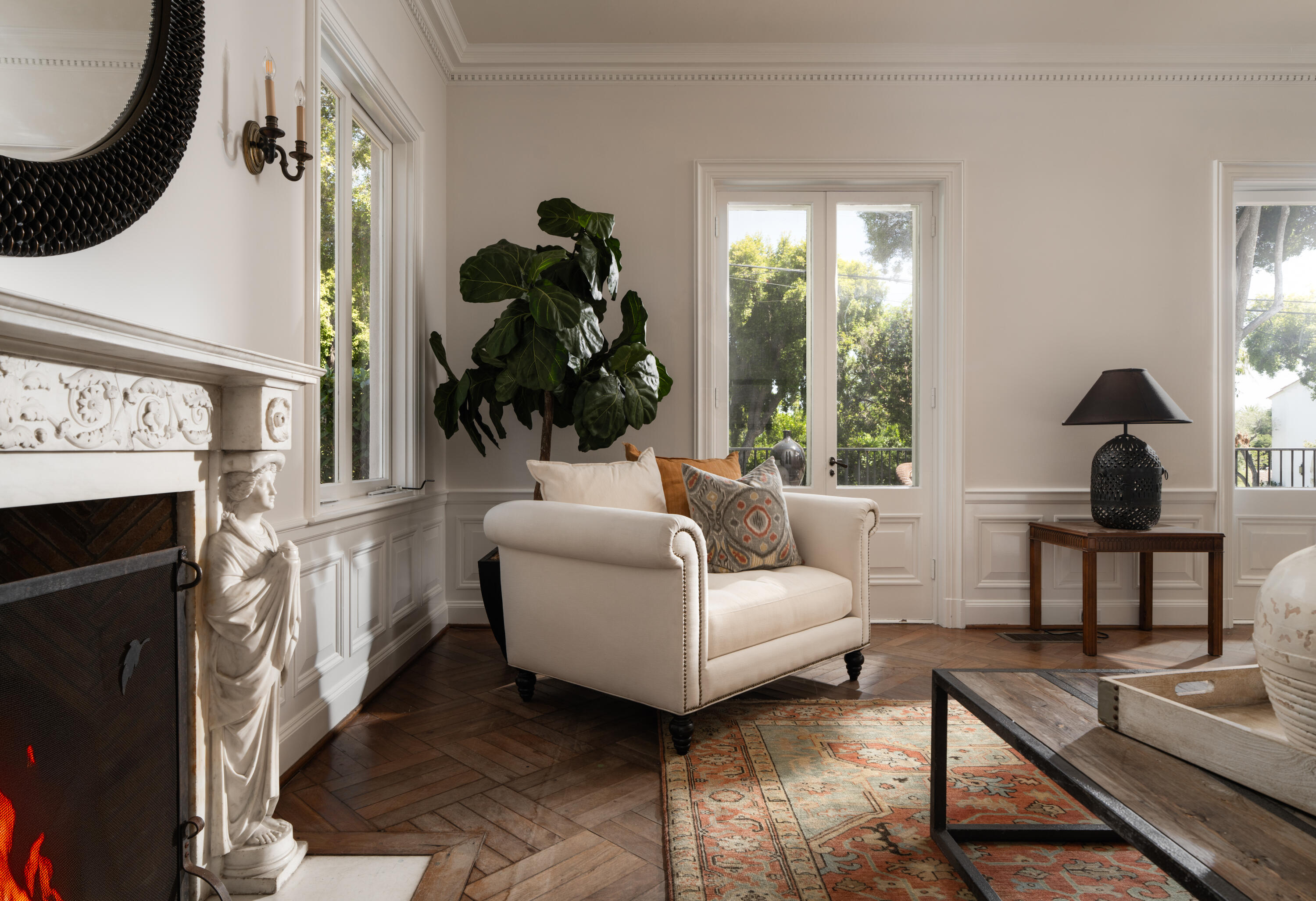 Santa Barbara, California 93101, United States, 4 Bedrooms Bedrooms, ,3 BathroomsBathrooms,Residential,Active,235561