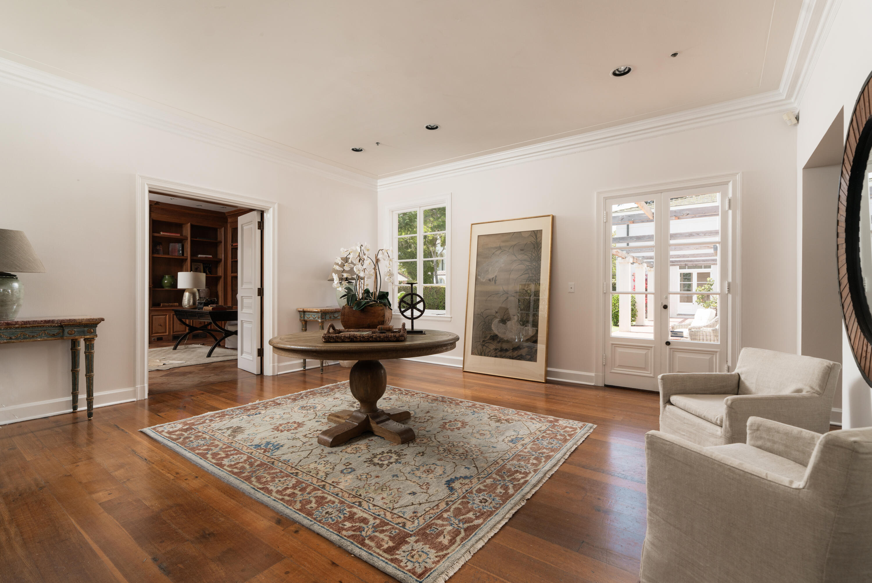 Santa Barbara, California 93101, United States, 4 Bedrooms Bedrooms, ,3 BathroomsBathrooms,Residential,Active,235561