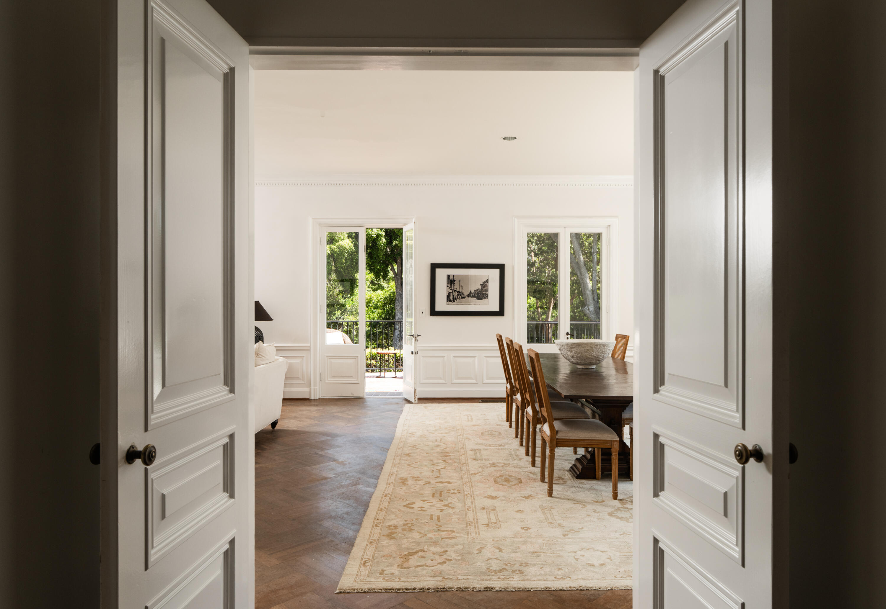 Santa Barbara, California 93101, United States, 4 Bedrooms Bedrooms, ,3 BathroomsBathrooms,Residential,Active,235561