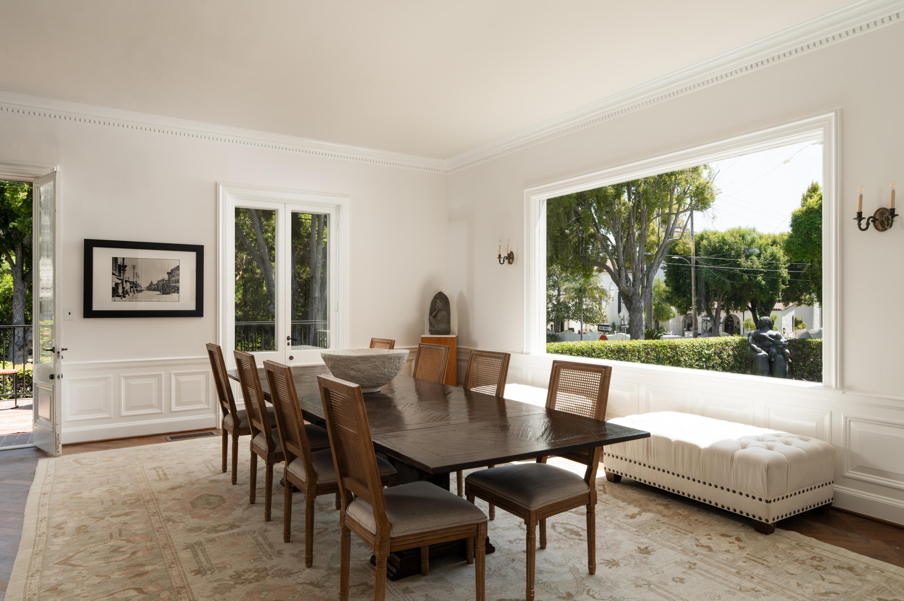 Santa Barbara, California 93101, United States, 4 Bedrooms Bedrooms, ,3 BathroomsBathrooms,Residential,Active,235561