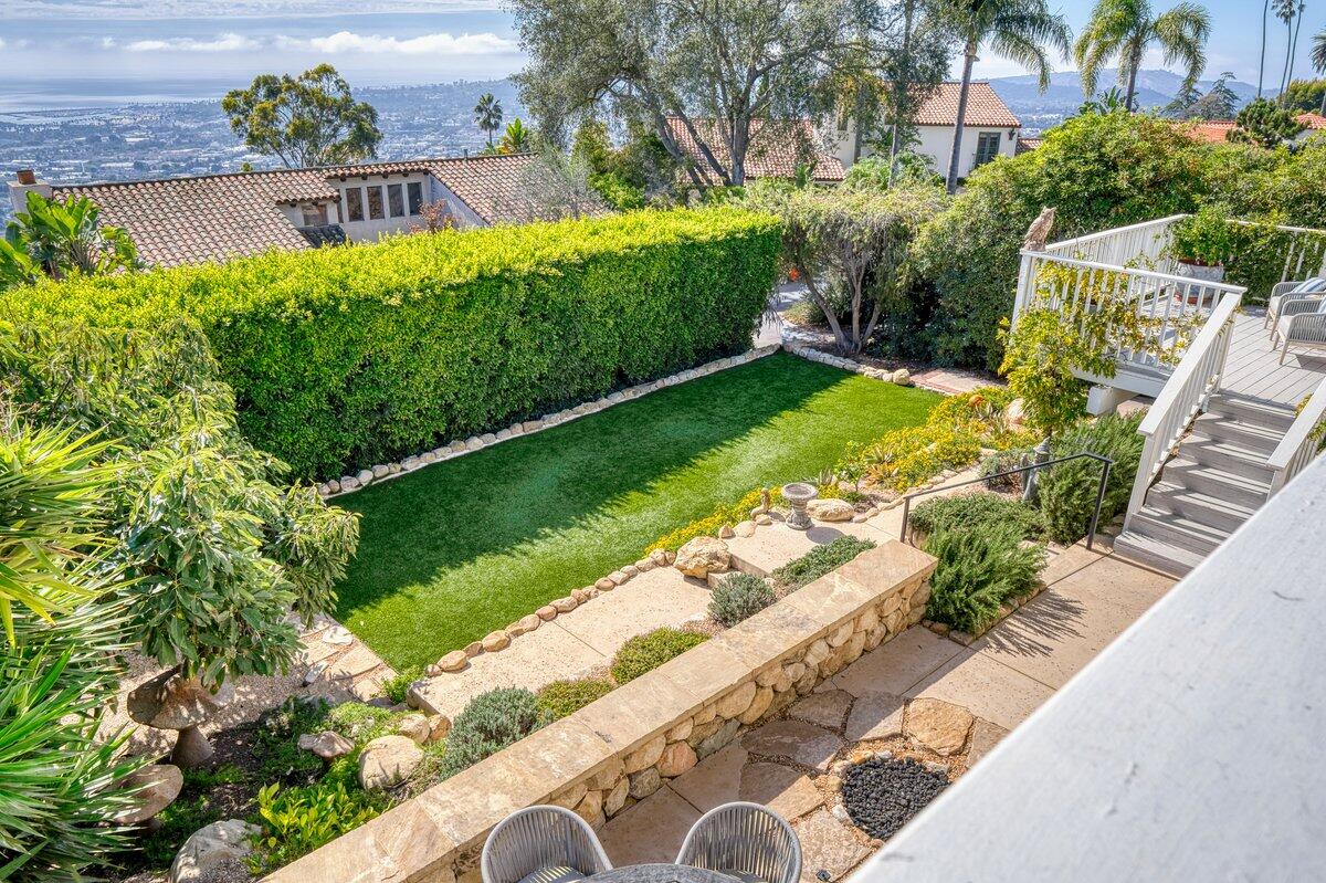 624 Las Alturas Road