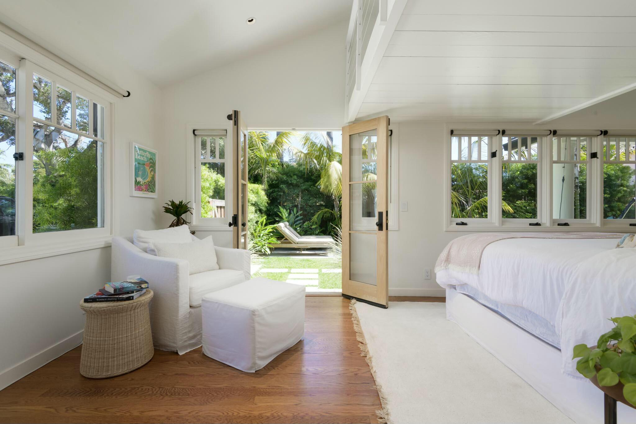 Montecito, California 93108, United States, 5 Bedrooms Bedrooms, ,5 BathroomsBathrooms,Residential,Active,19380