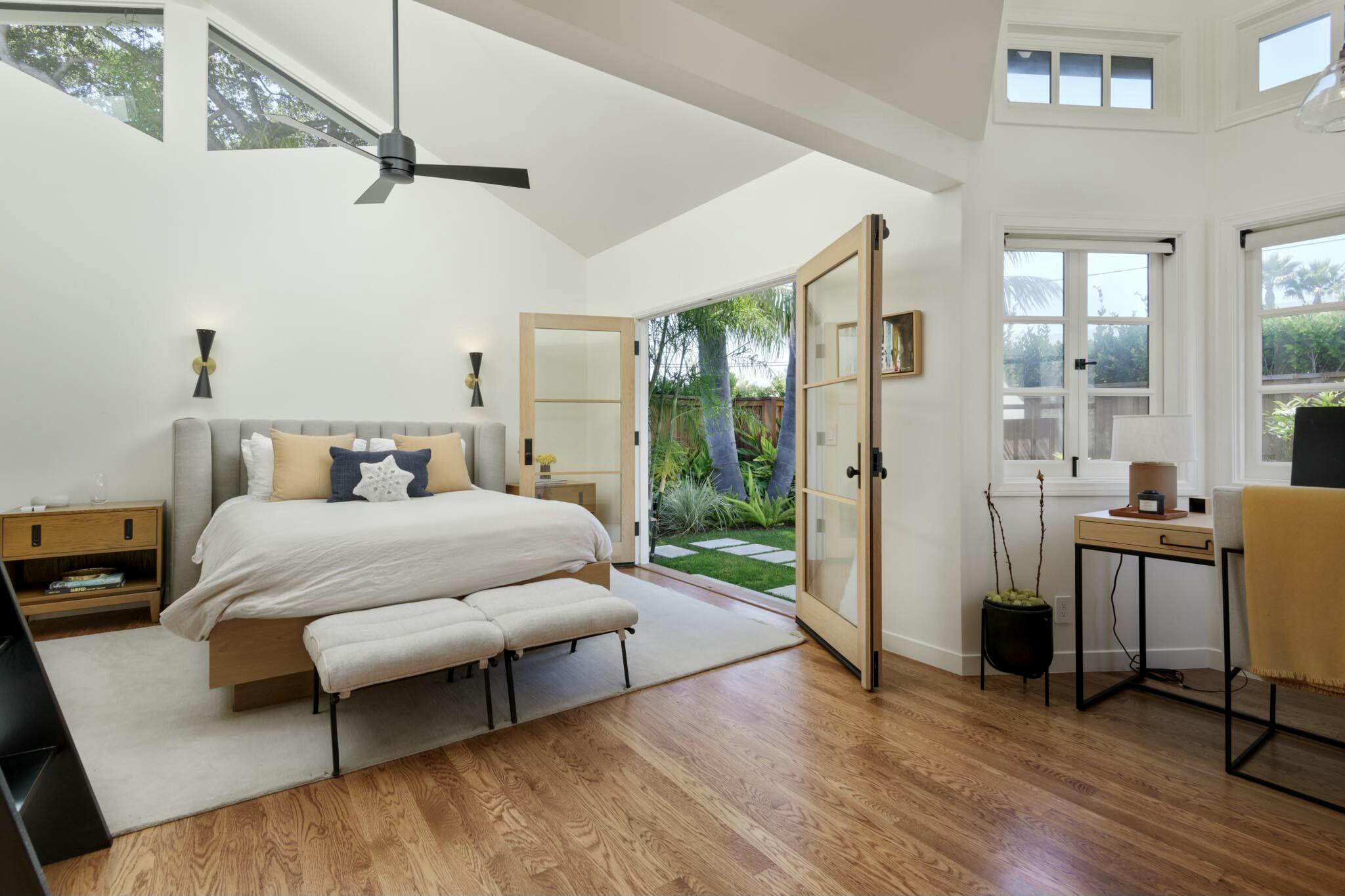 Montecito, California 93108, United States, 5 Bedrooms Bedrooms, ,5 BathroomsBathrooms,Residential,Active,19380