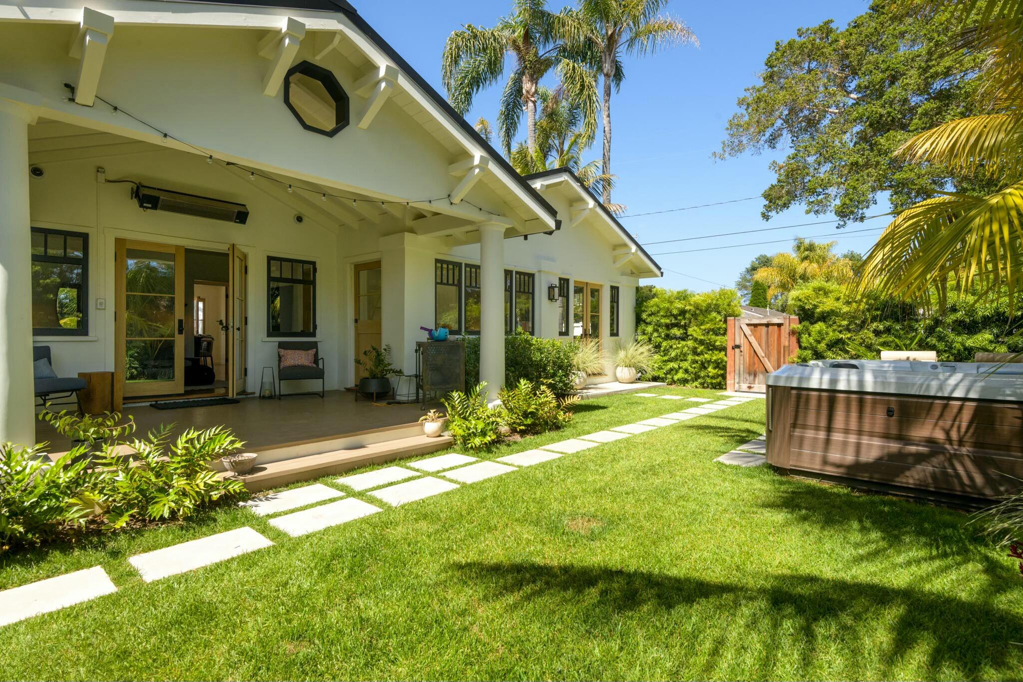 Montecito, California 93108, United States, 5 Bedrooms Bedrooms, ,5 BathroomsBathrooms,Residential,Active,19380