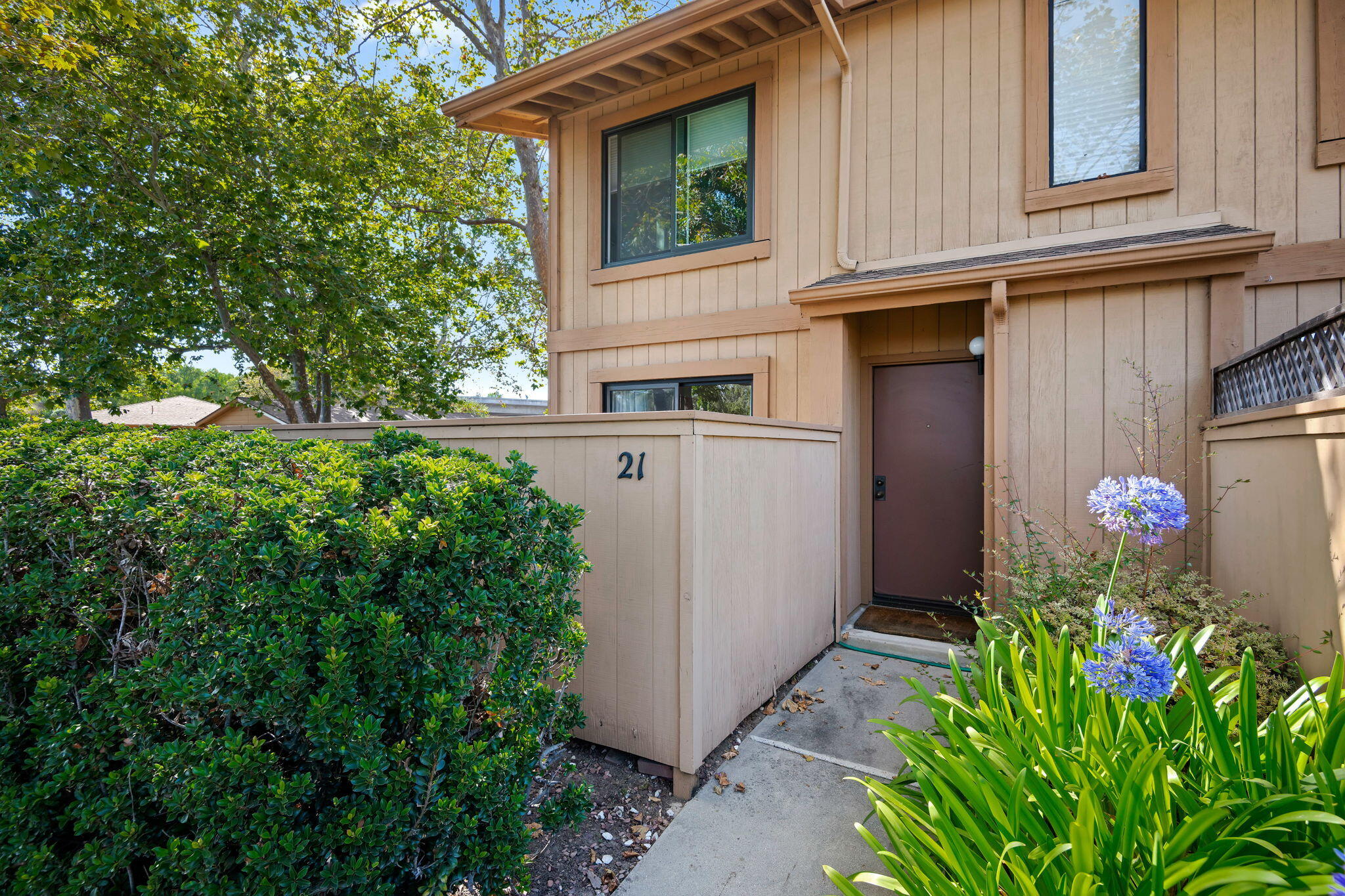 5290 Overpass Road 21
