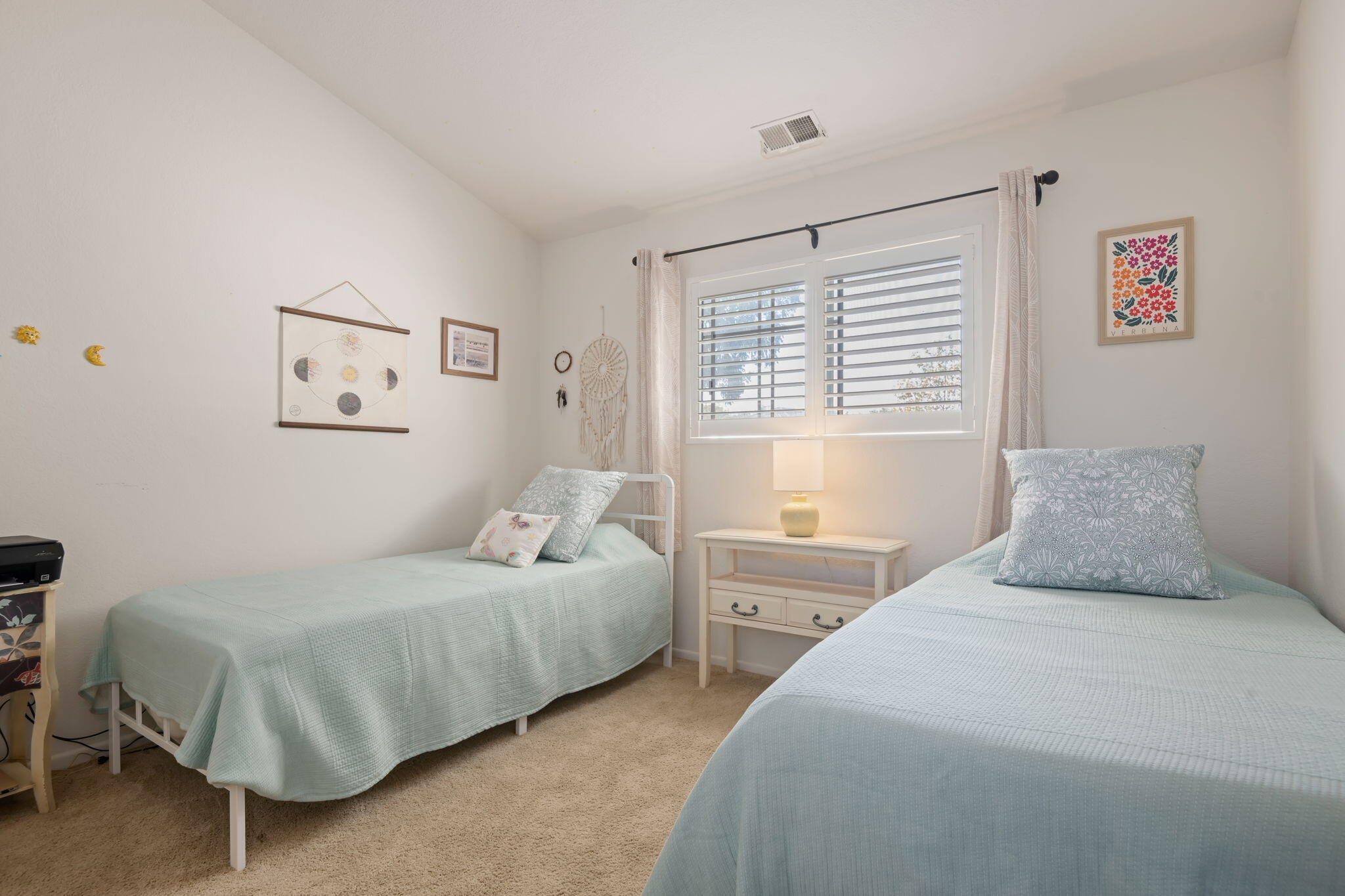 Santa Barbara, California 93111, United States, 3 Bedrooms Bedrooms, ,2 BathroomsBathrooms,Residential,Active,205593