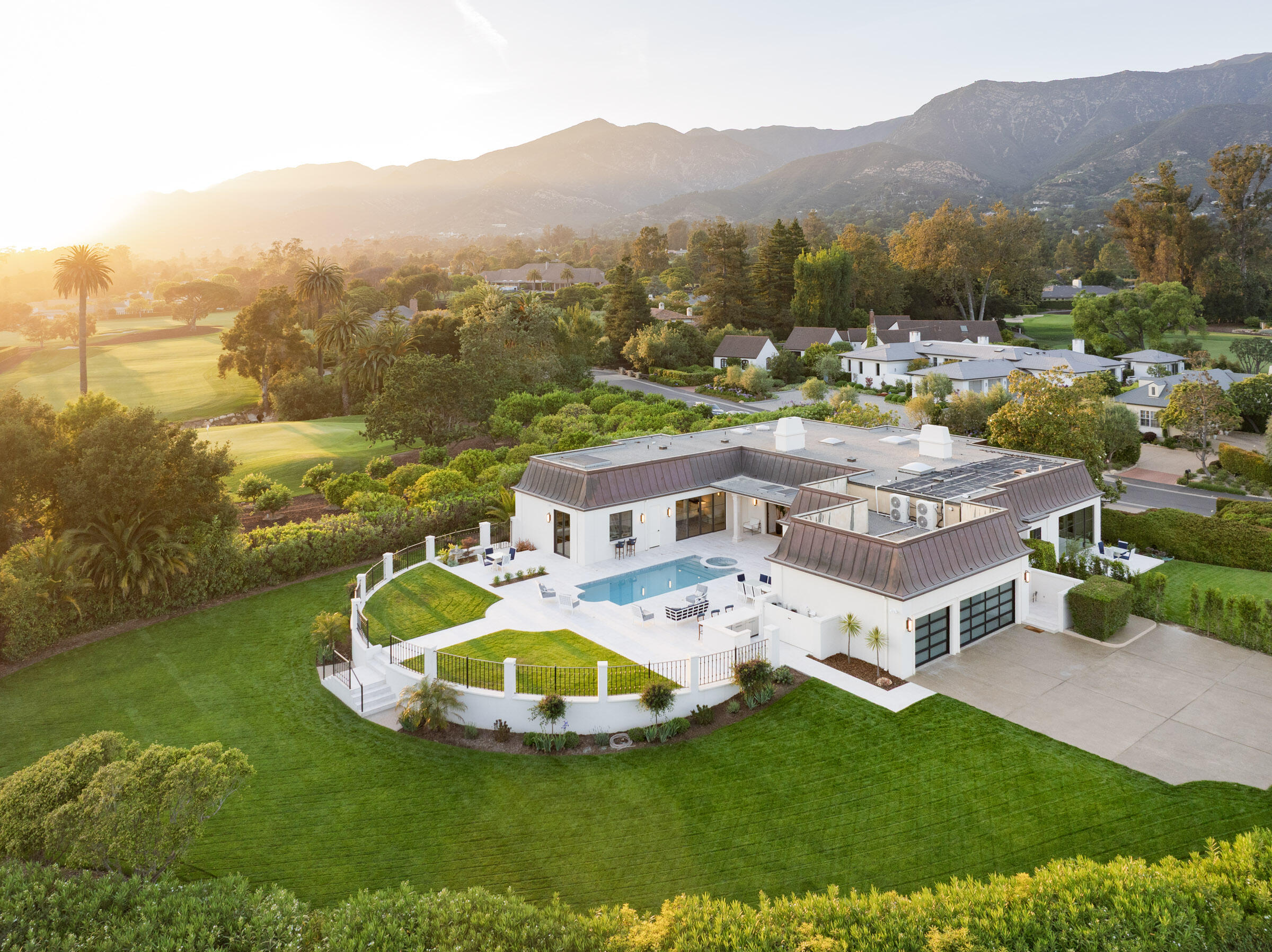 Santa Barbara, California 93108, United States, 4 Bedrooms Bedrooms, ,6 BathroomsBathrooms,Residential,Active,143438