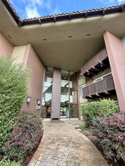 2727 Miradero Drive 301